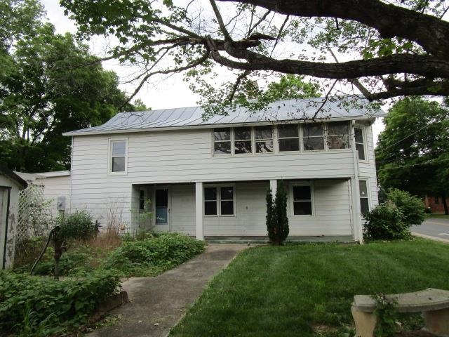 3750 Churchville Ave