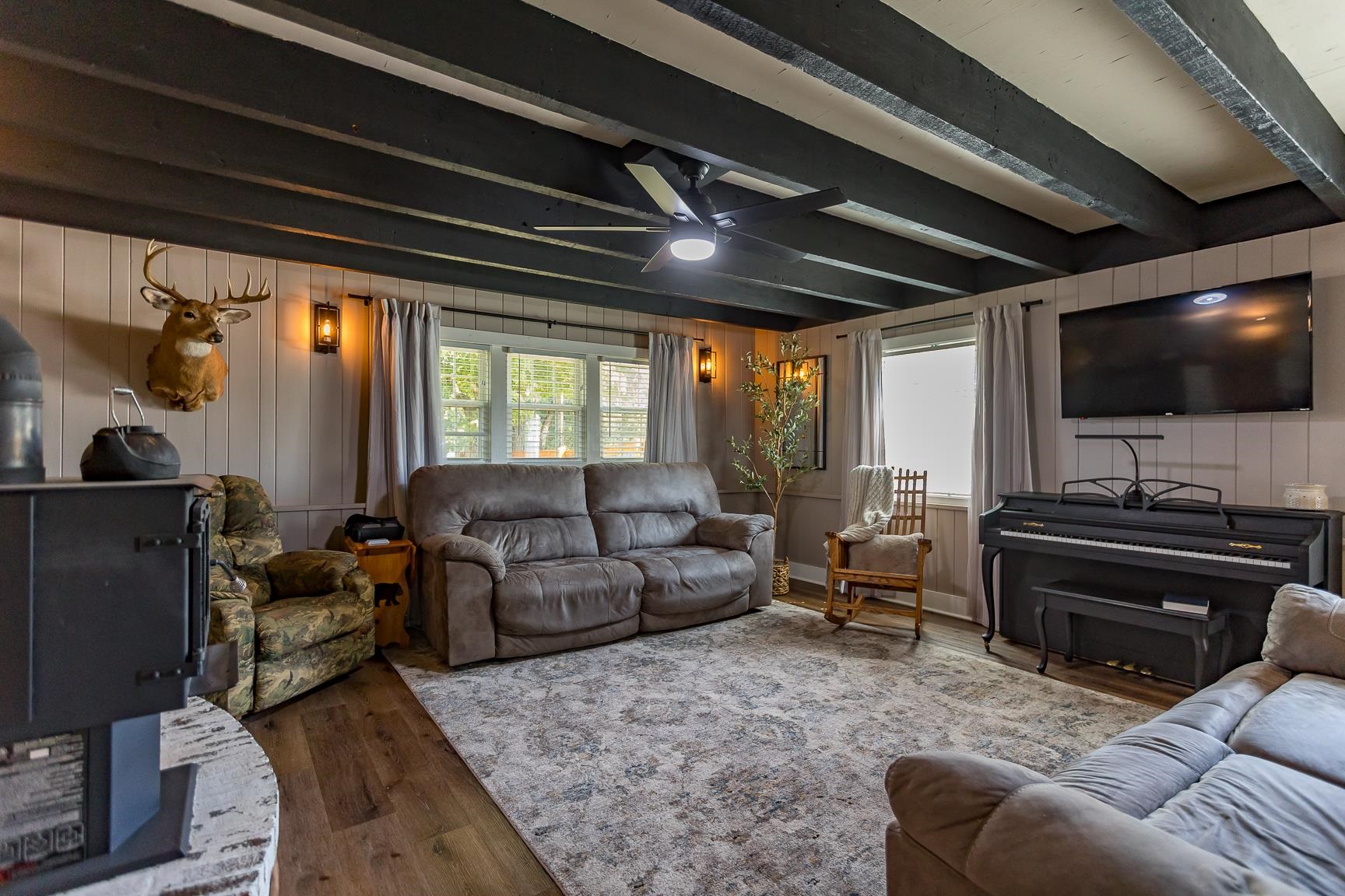 112 Twin Hill Rd