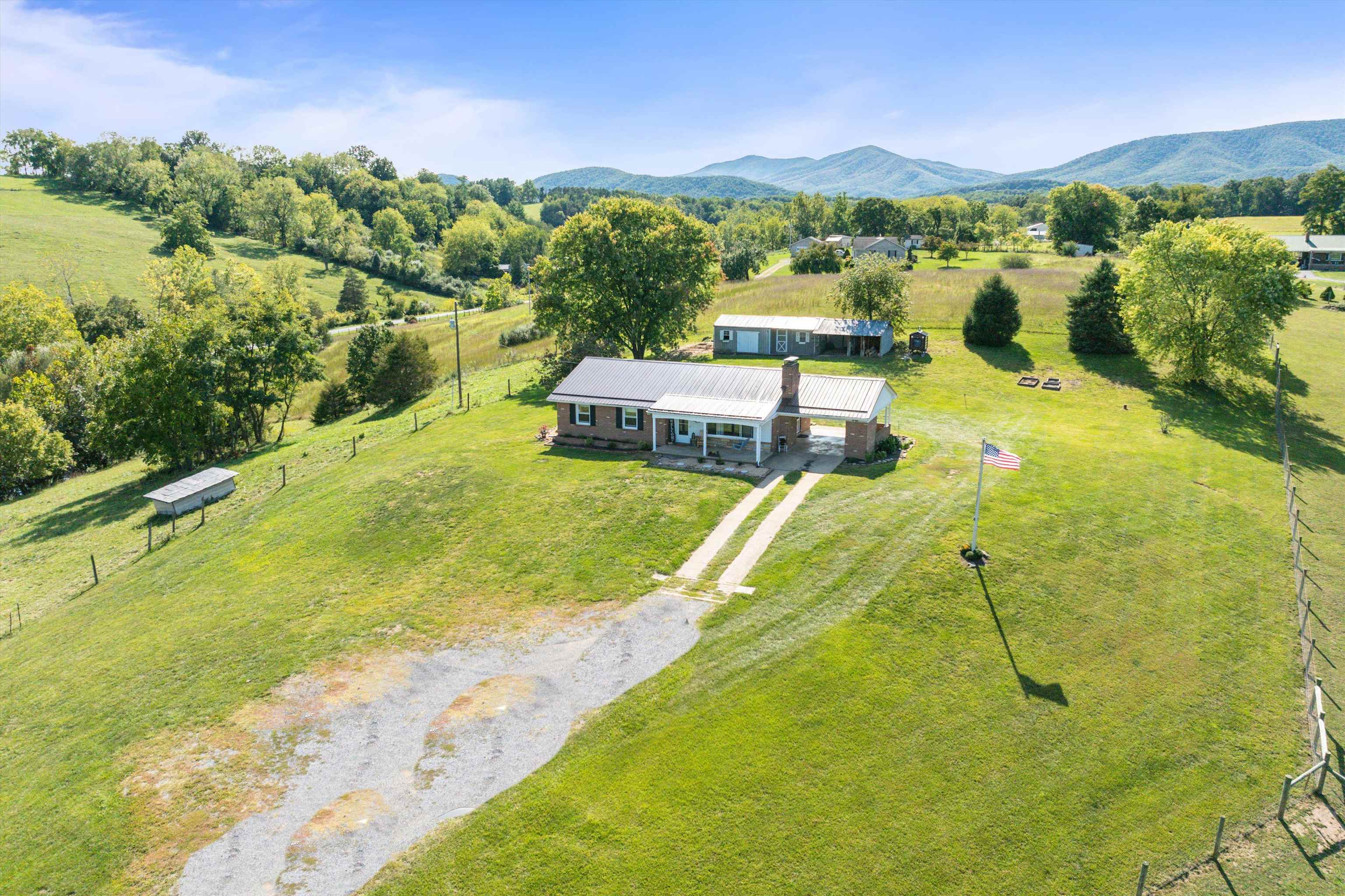 331 Whiskey Creek Rd