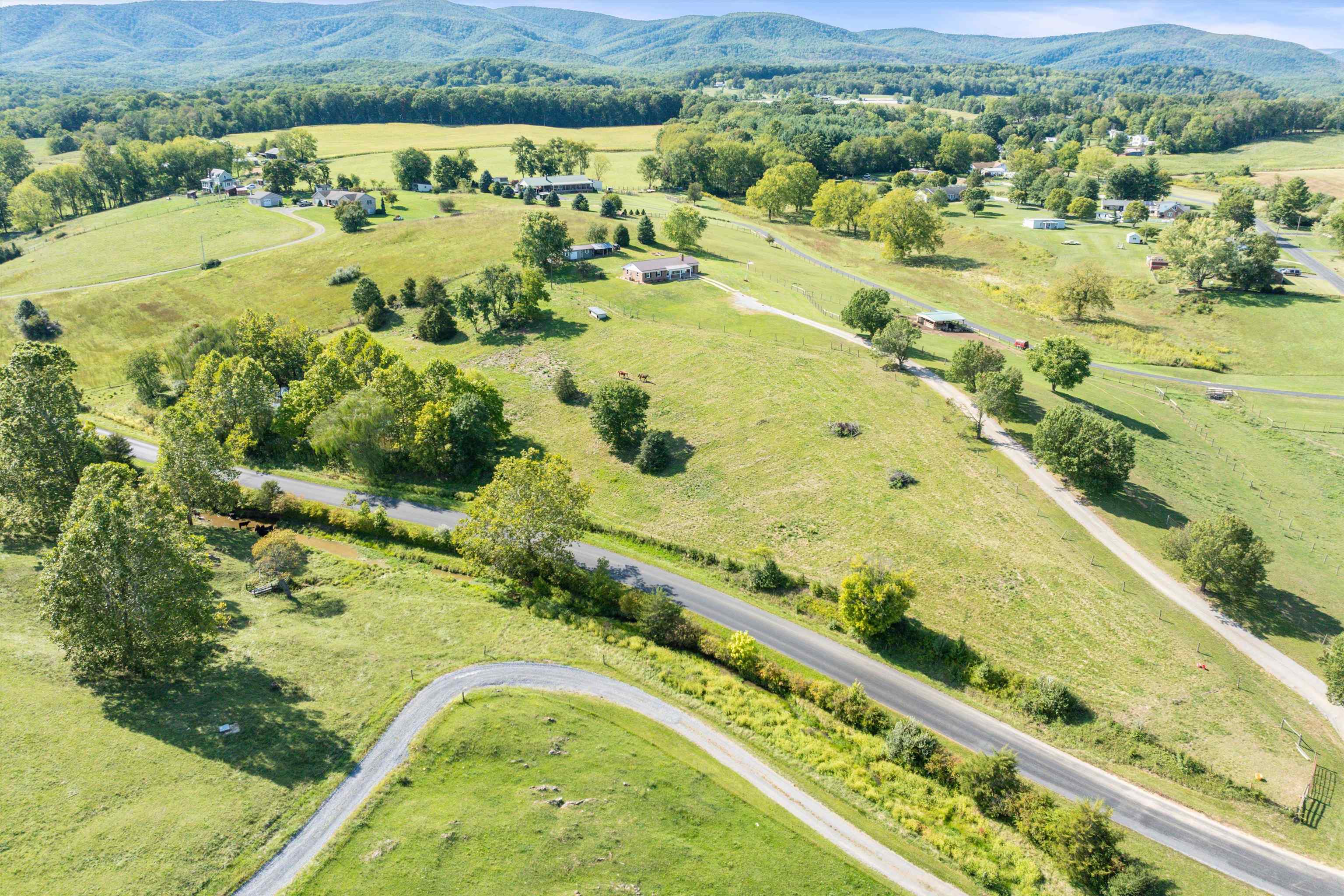 331 Whiskey Creek Rd