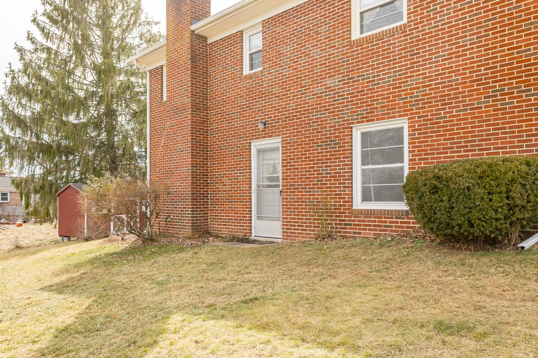 310 Sussex Dr