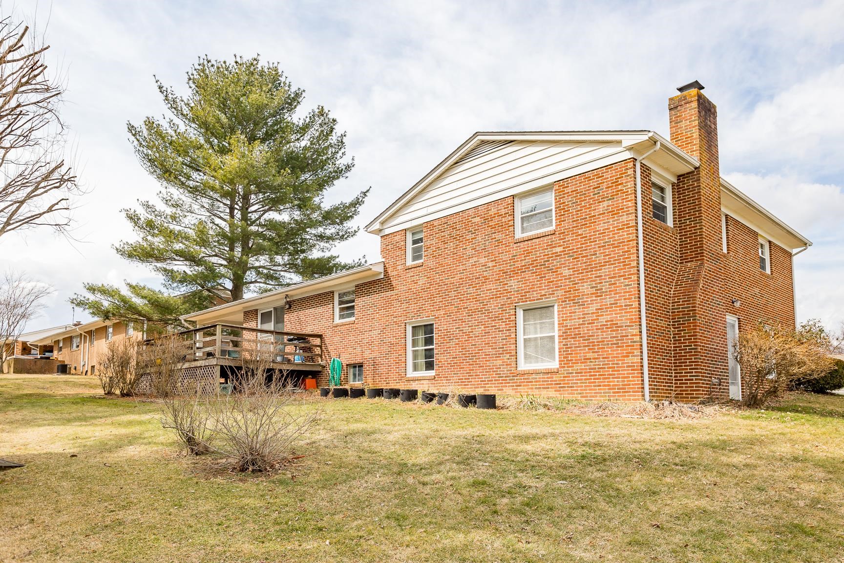 310 Sussex Dr