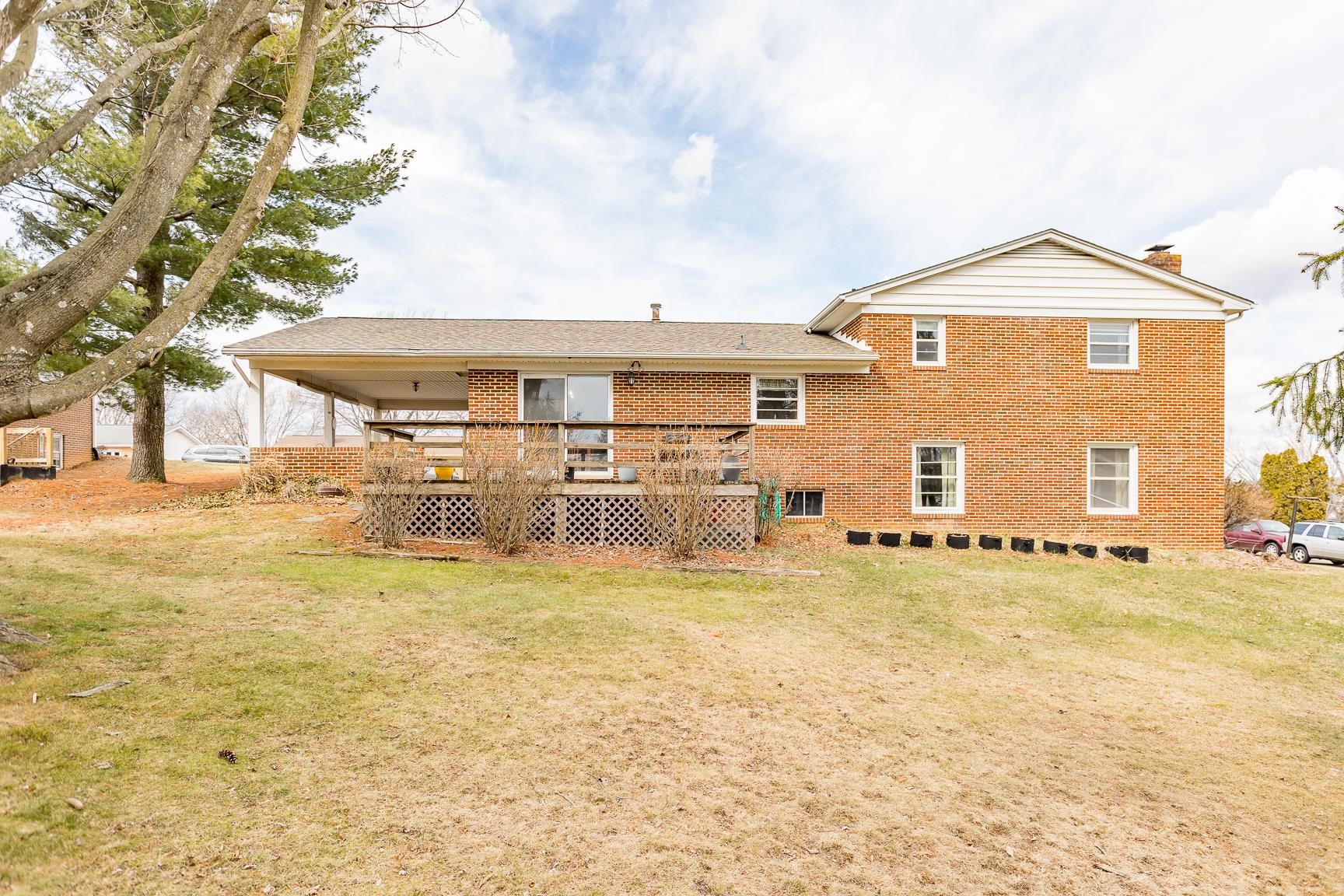310 Sussex Dr