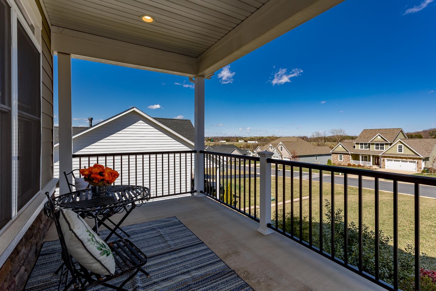 33 Silver Maple Cove