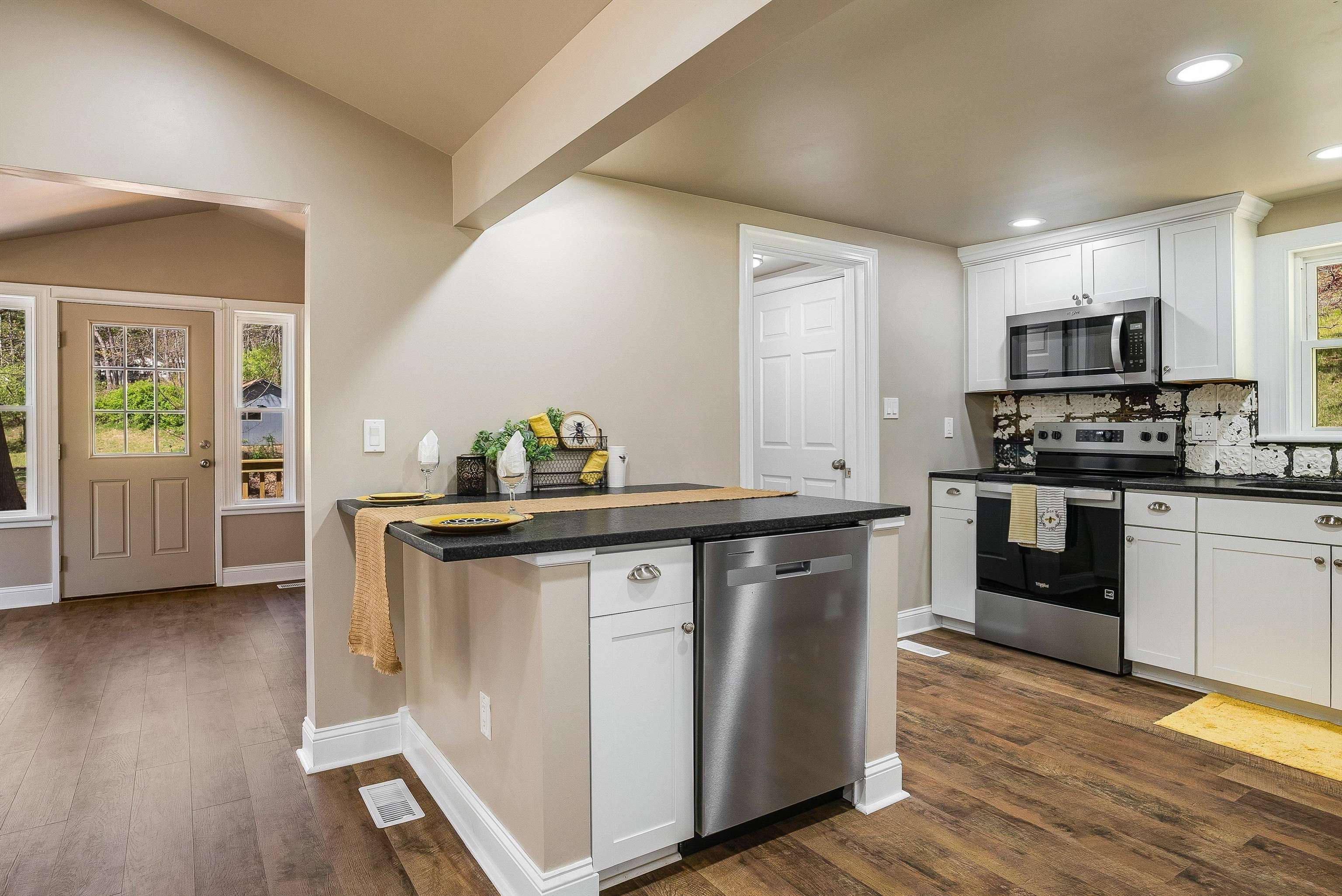 3381 Hankey Mountain Hwy