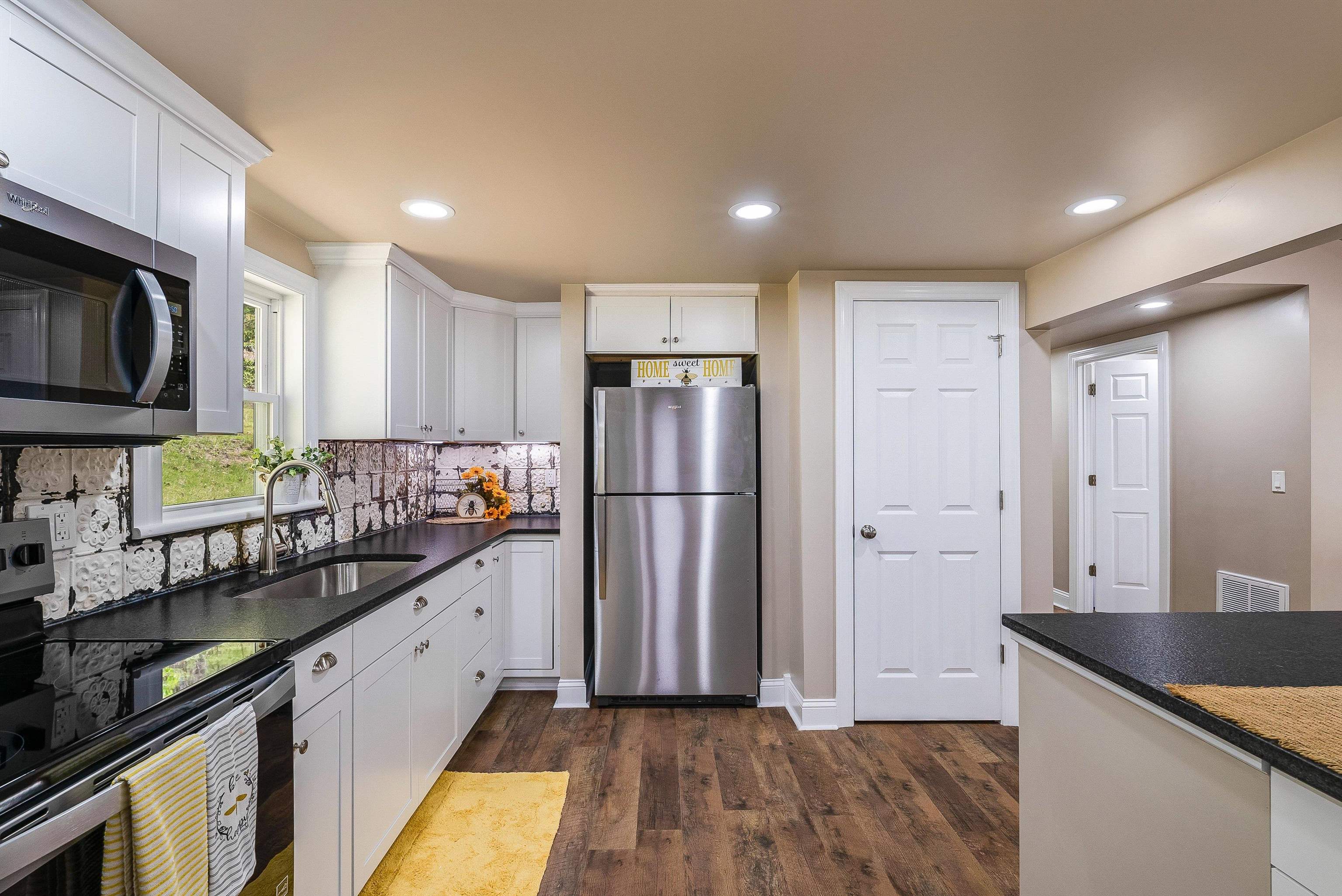 3381 Hankey Mountain Hwy