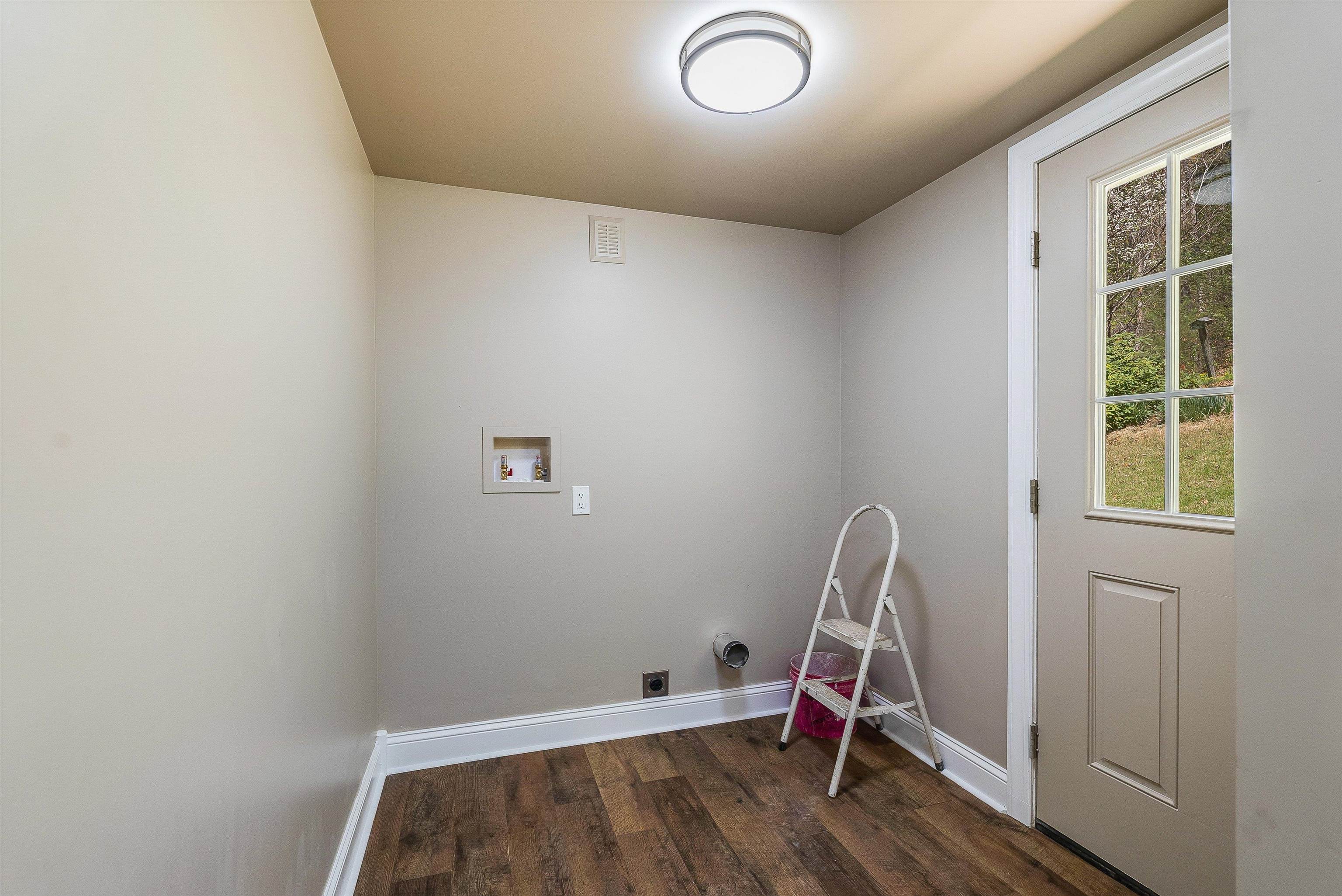 3381 Hankey Mountain Hwy