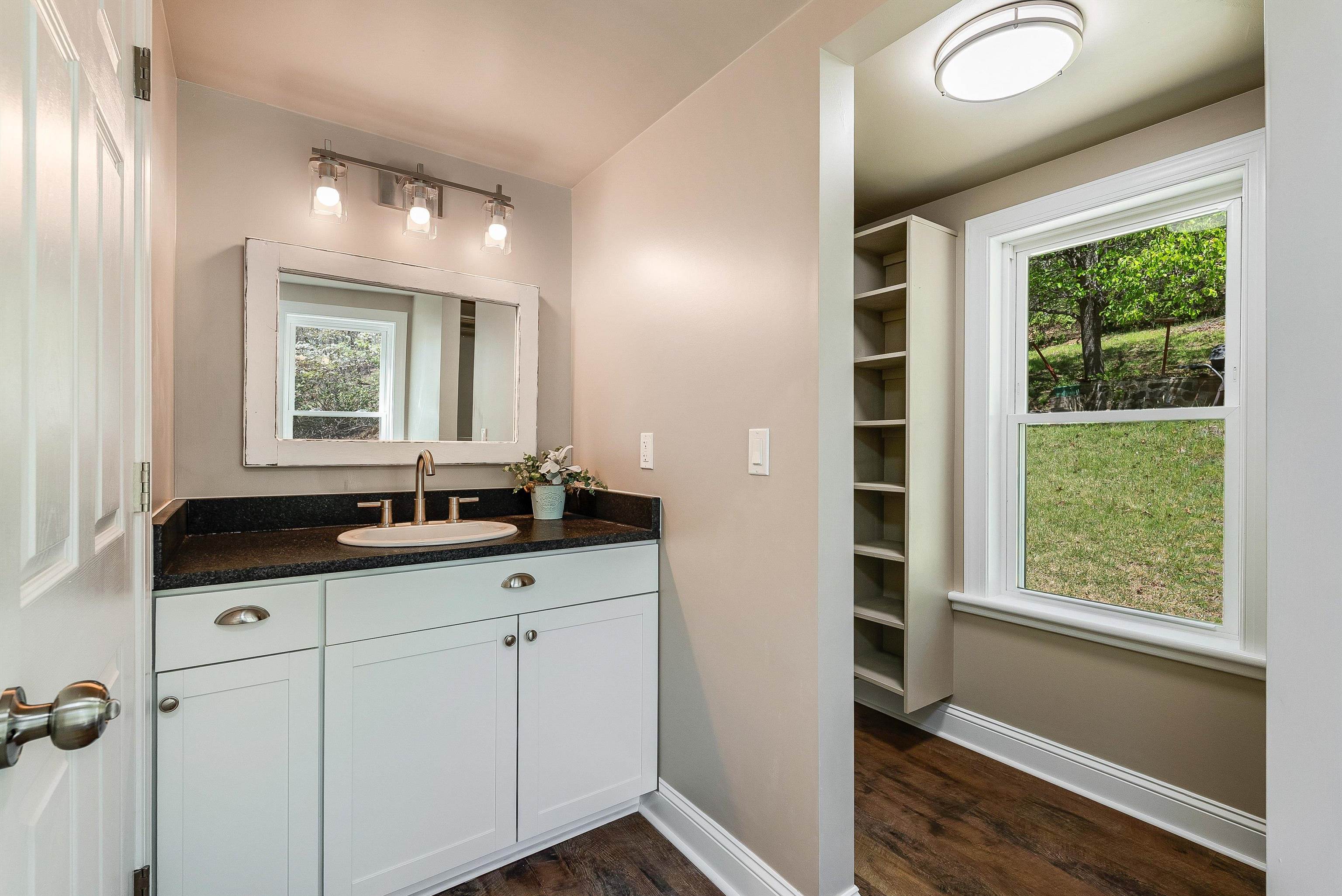 3381 Hankey Mountain Hwy