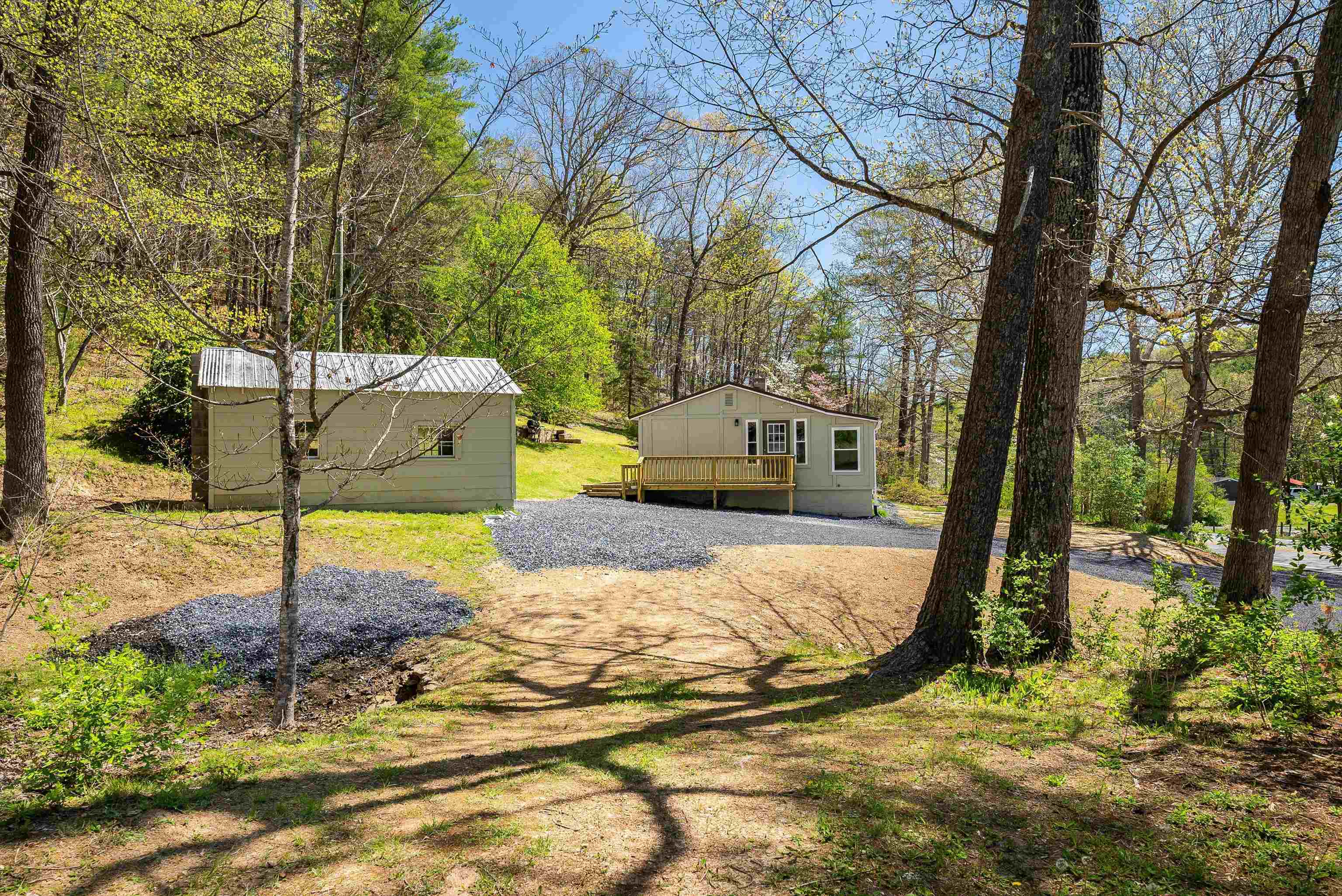 3381 Hankey Mountain Hwy