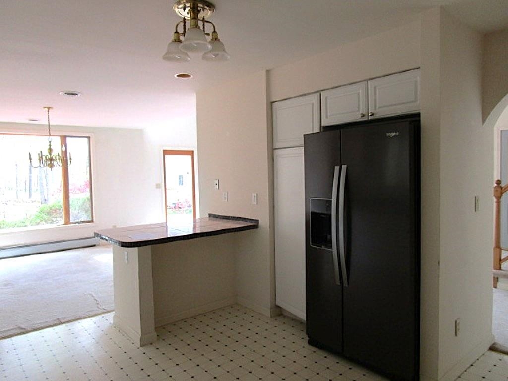 893 Stoney Creek West