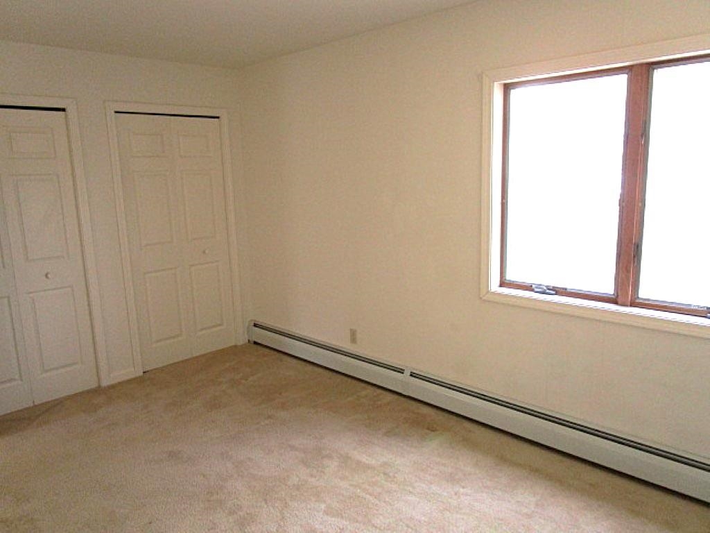 893 Stoney Creek West