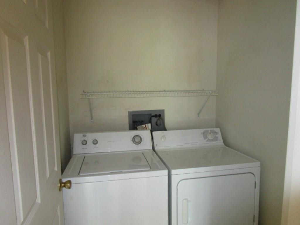 893 Stoney Creek West