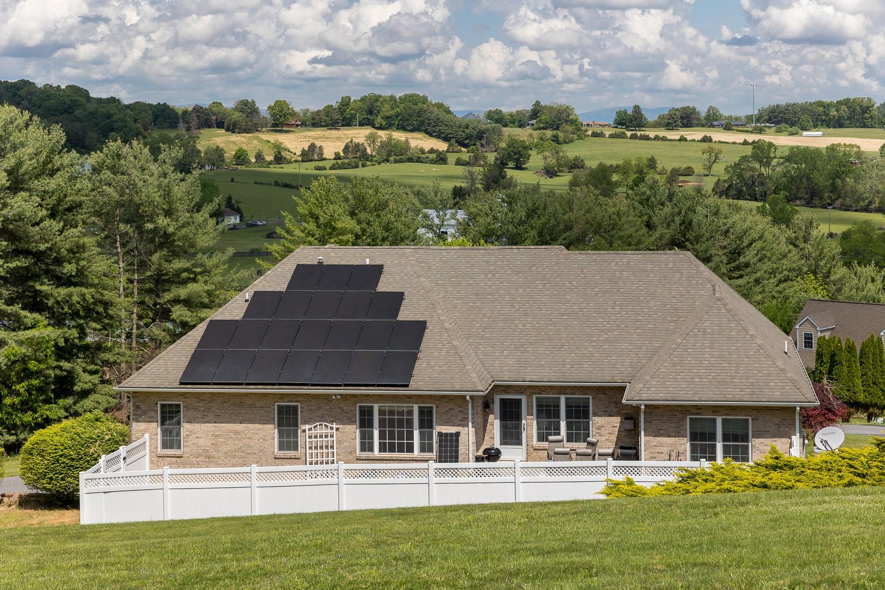 81 Cedar Creek Ln