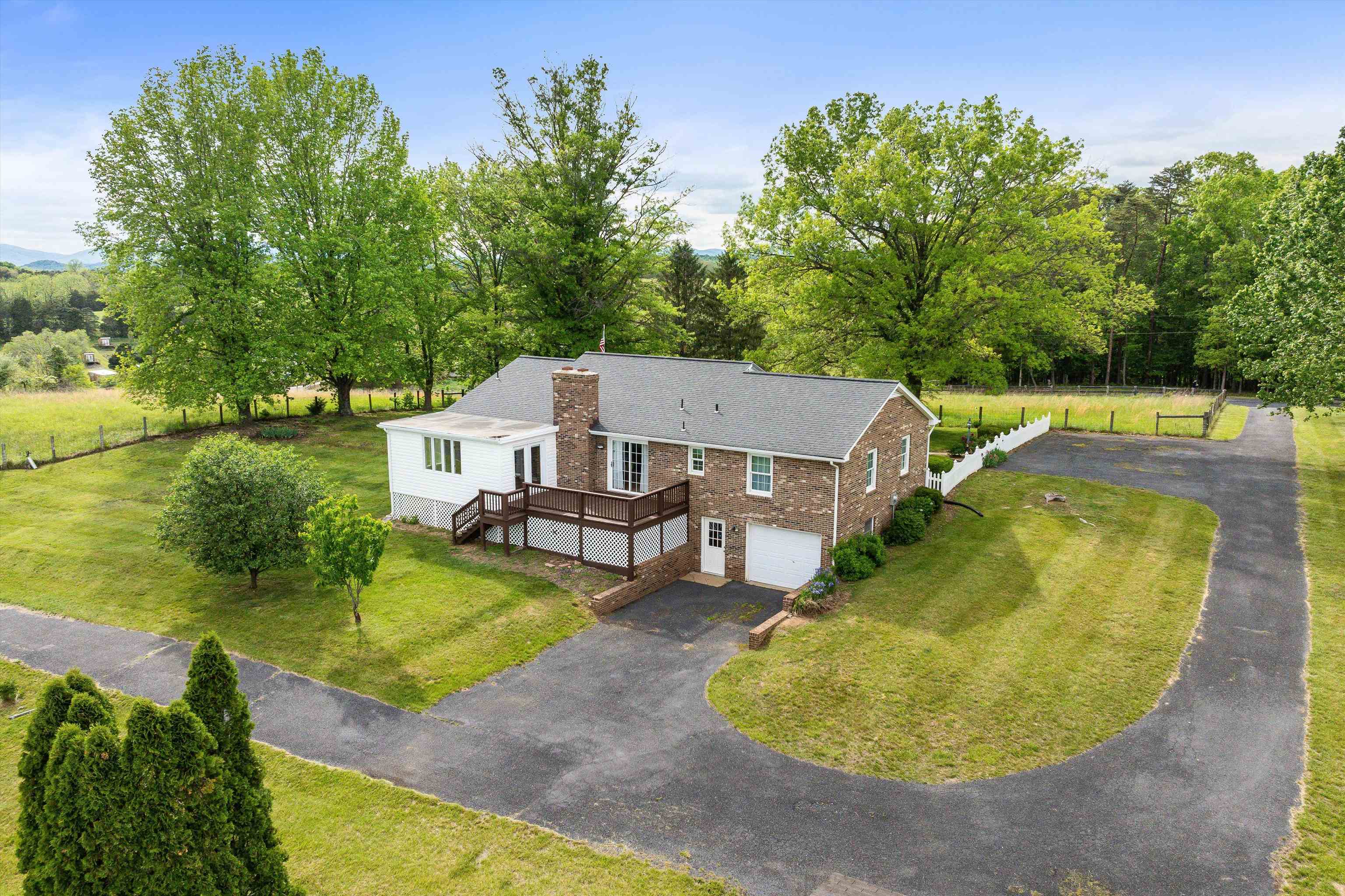 816 Todd Rd