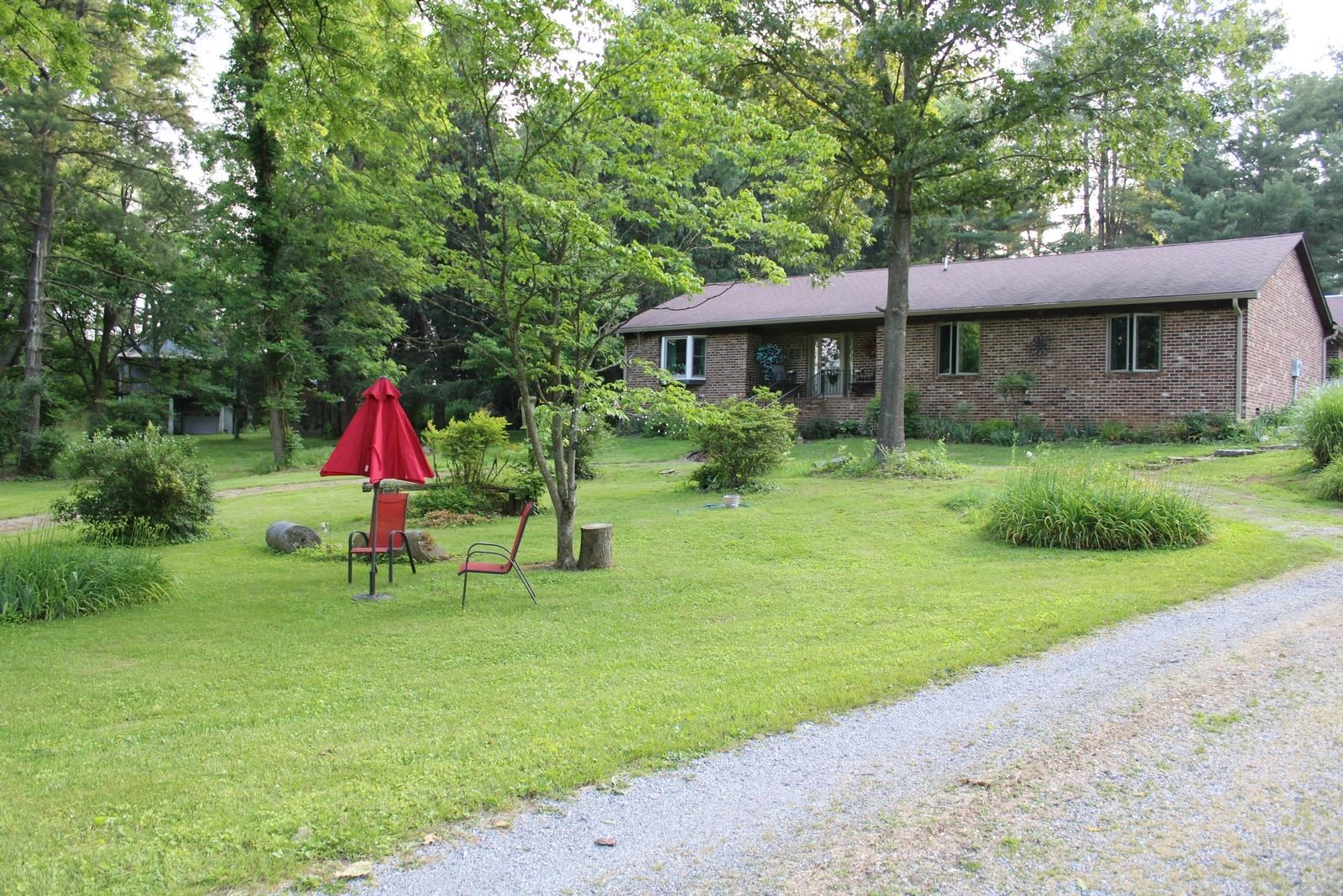 581 Oak Grove Church Rd