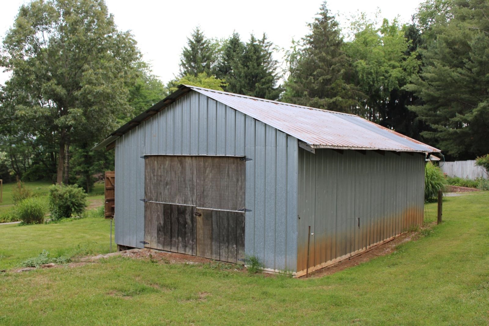 581 Oak Grove Church Rd