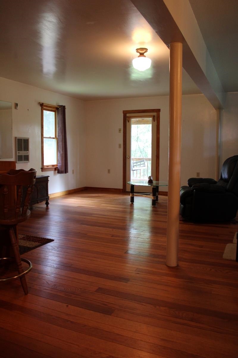 581 Oak Grove Church Rd