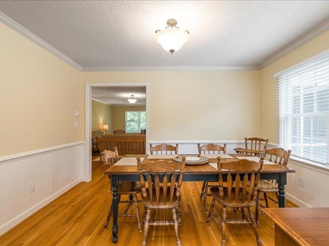 41 Hickory Nut Ln
