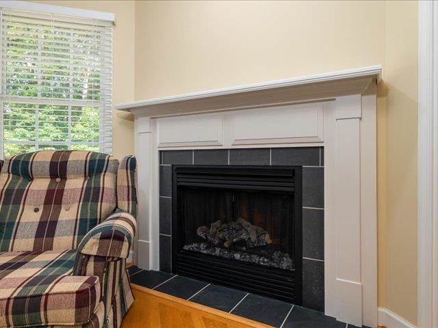 41 Hickory Nut Ln