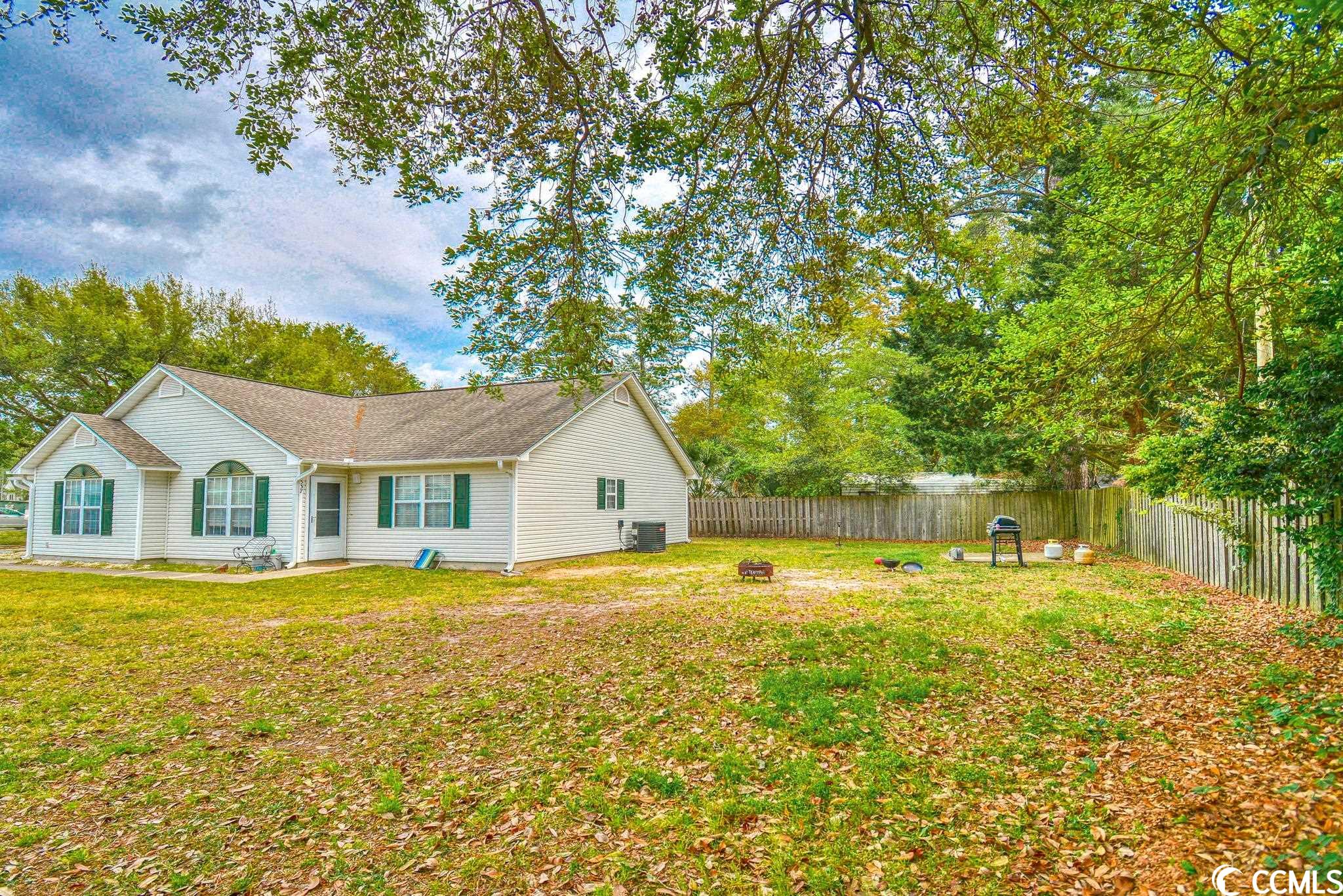 537 Sunnyside Ave. Murrells Inlet, SC 29576