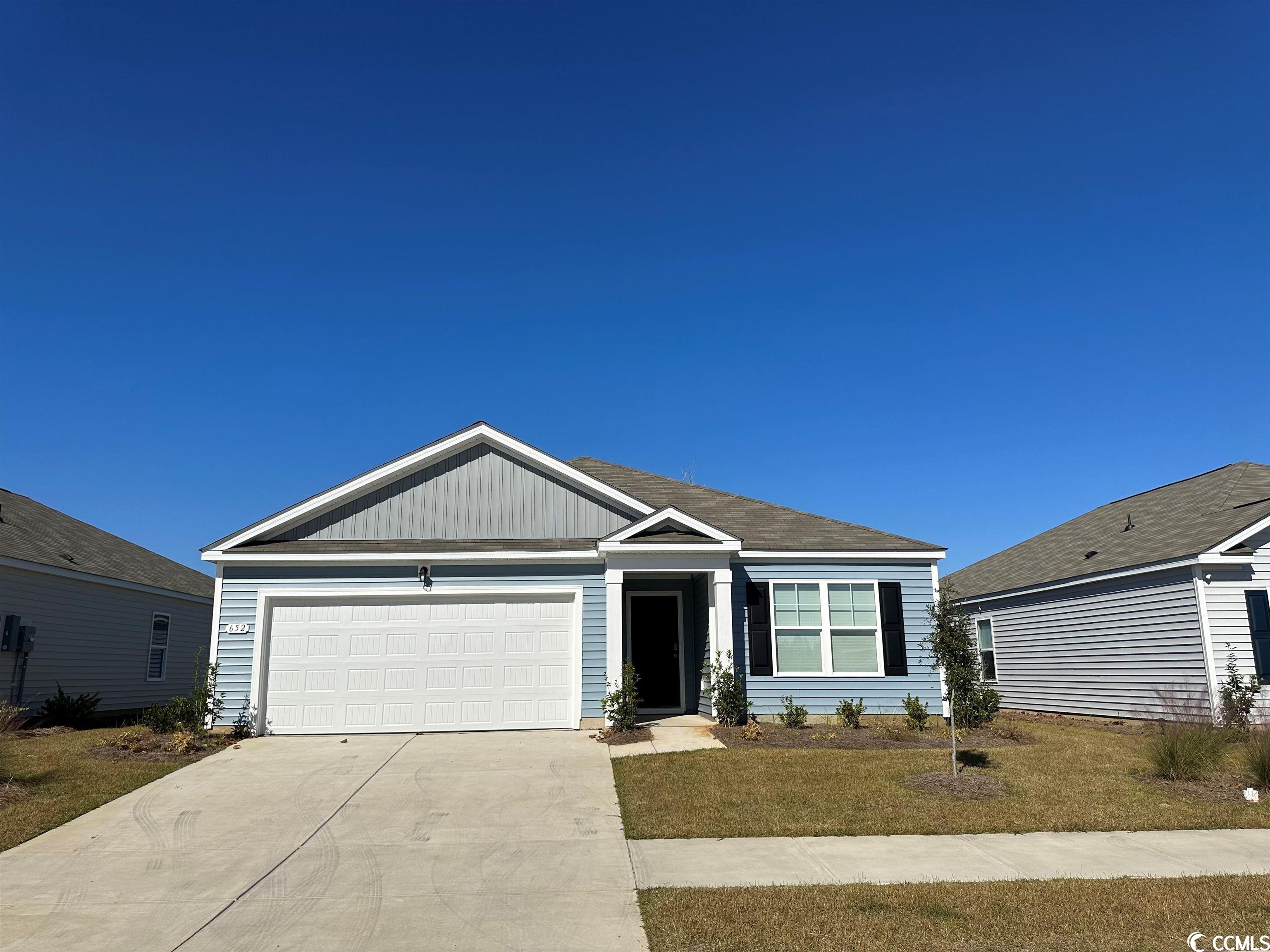 652 Woodland Farms Circle Aynor, SC 29511