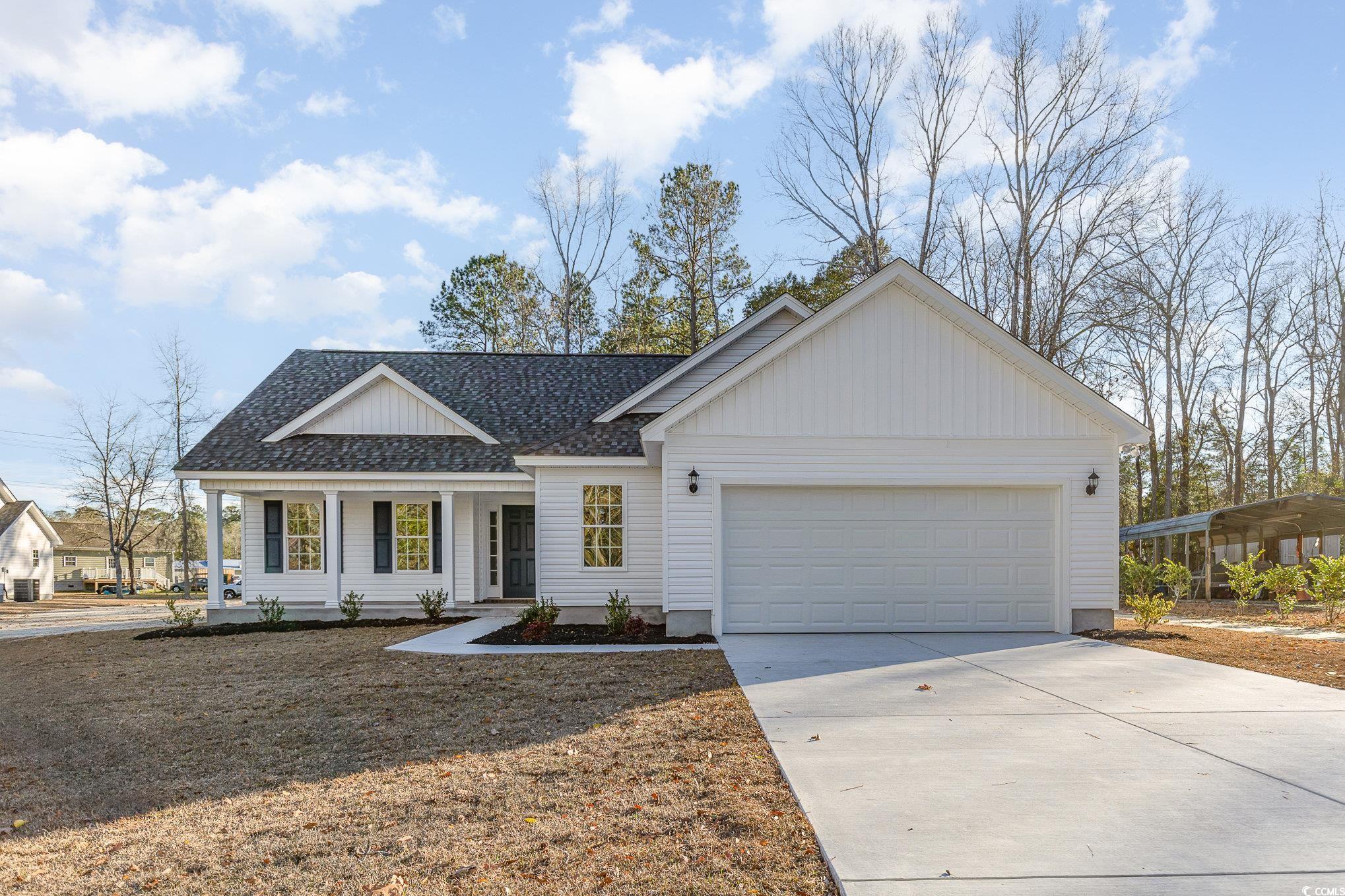 255 Yauhannah Lake Dr. Georgetown, SC 29440