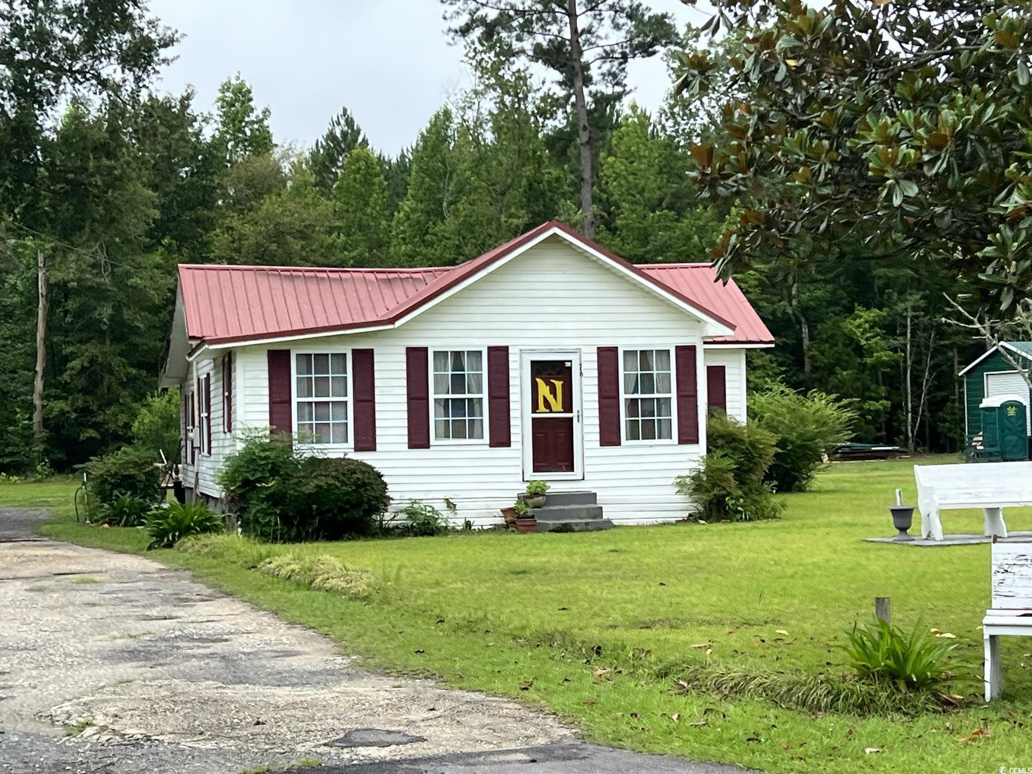 76 Salters Rd. Andrews, SC 29510