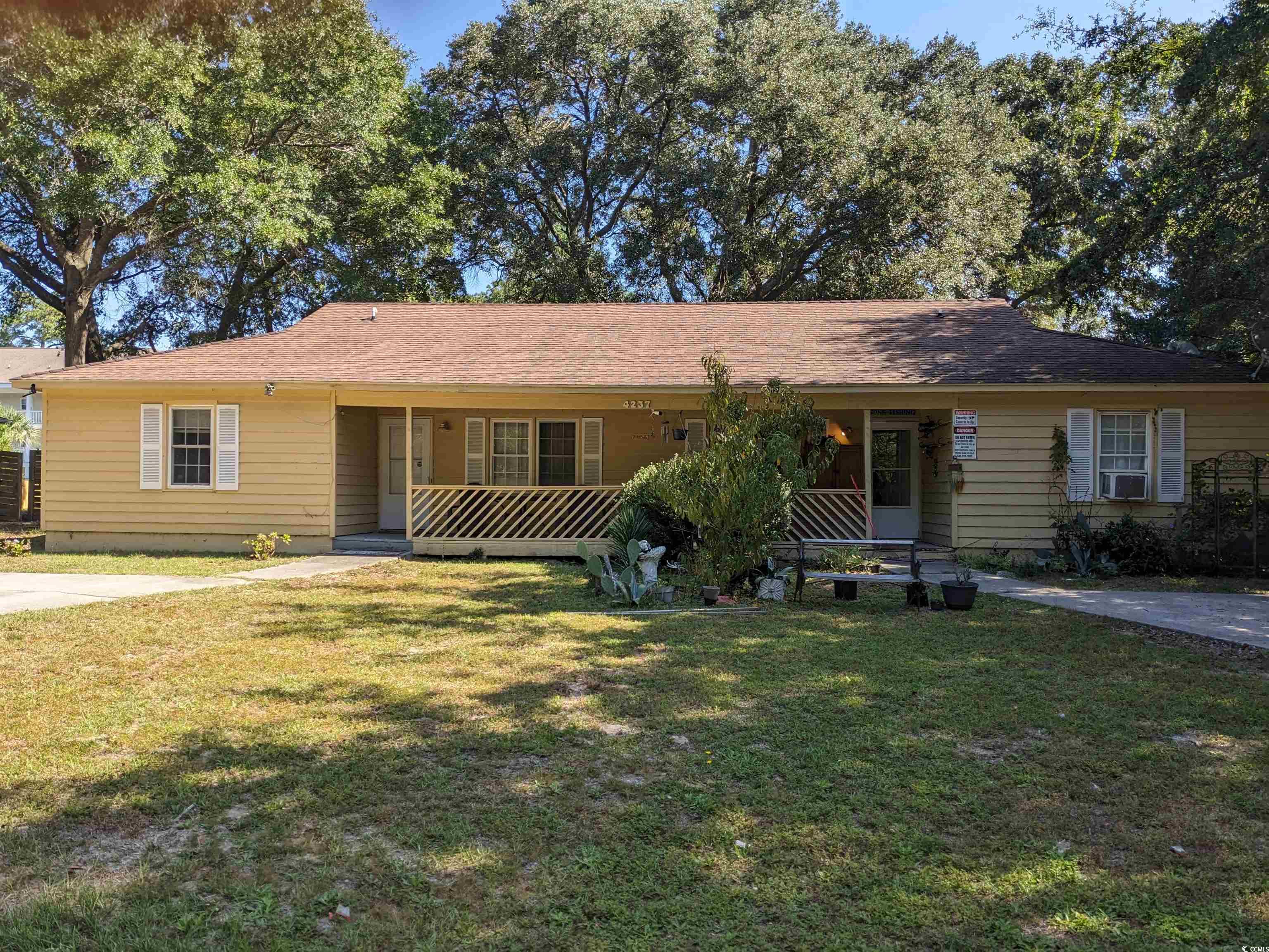 4237 Mica Ave. Little River, SC 29566