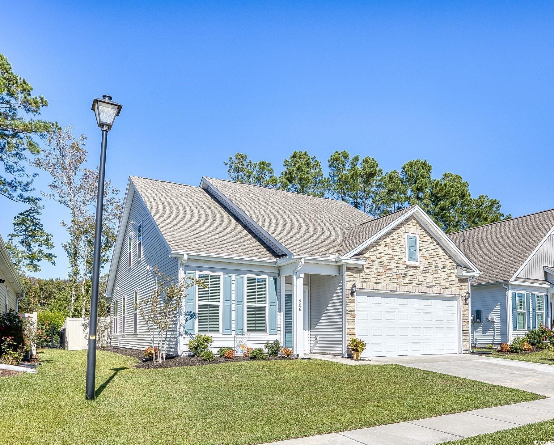 1206 Pyxie Moss Dr. Little River, SC 29566