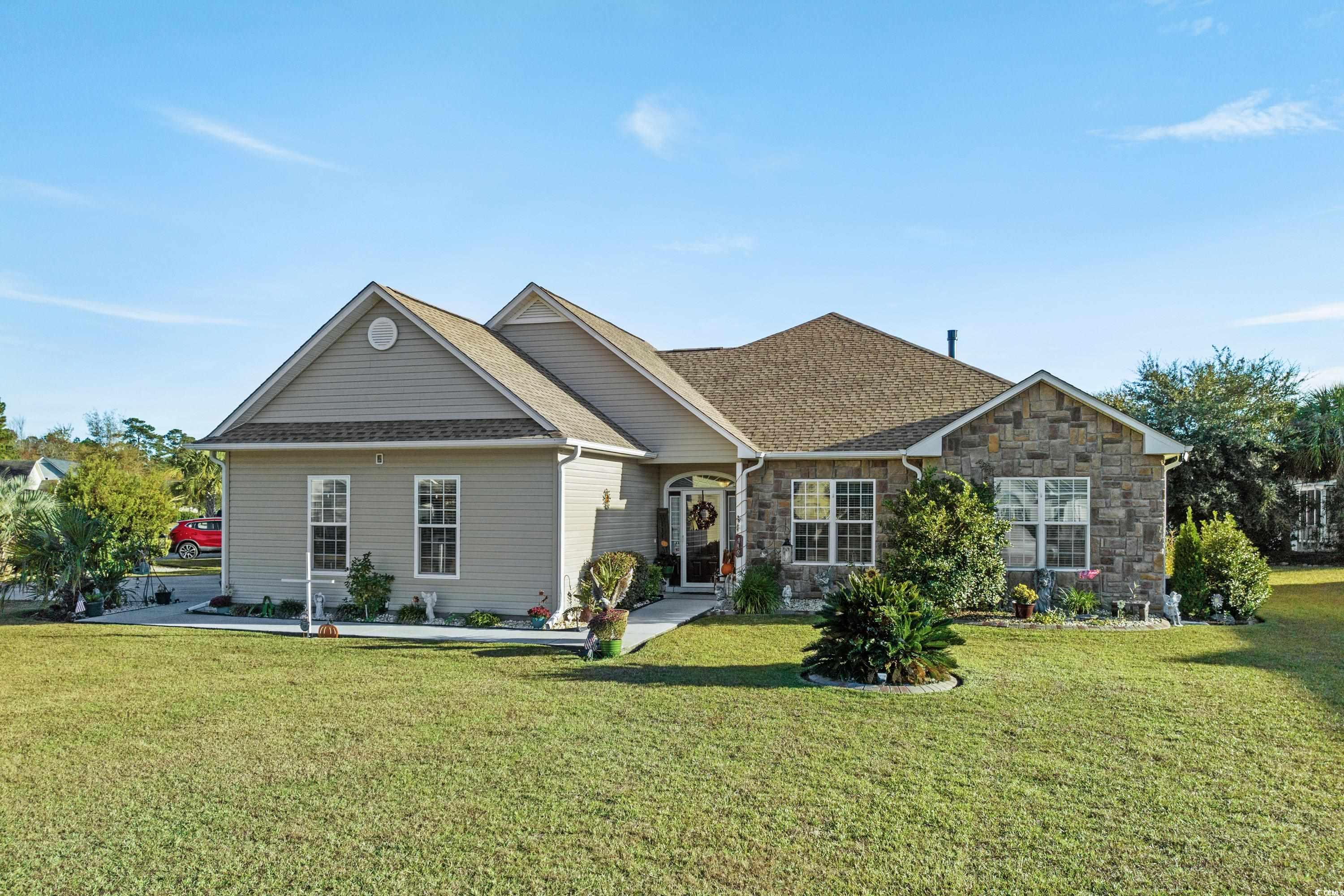 412 Cypress View Ave. Little River, SC 29566