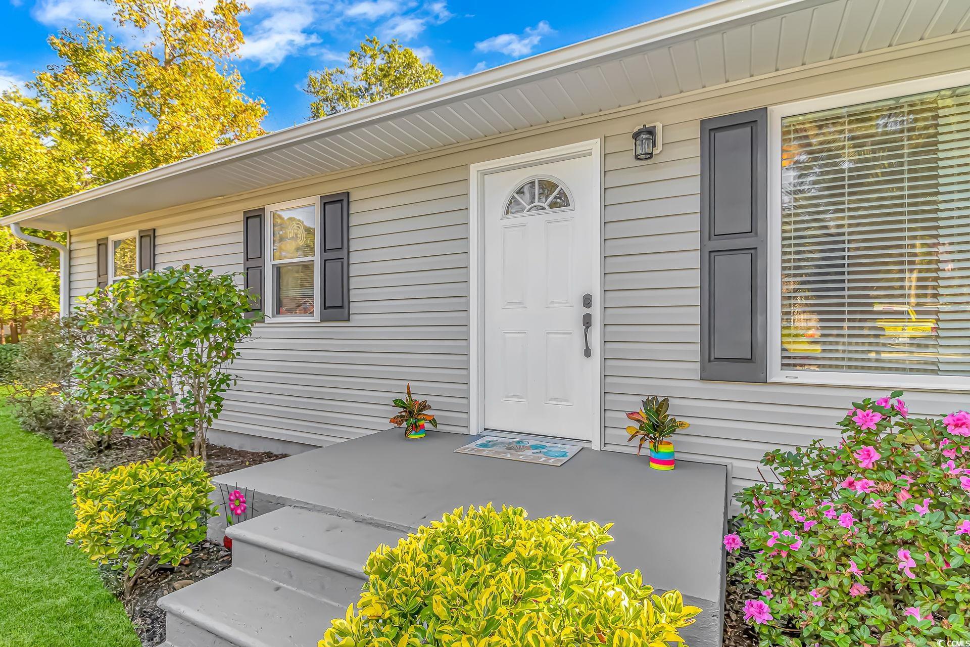 115 N Myrtle Dr. Surfside Beach, SC 29575