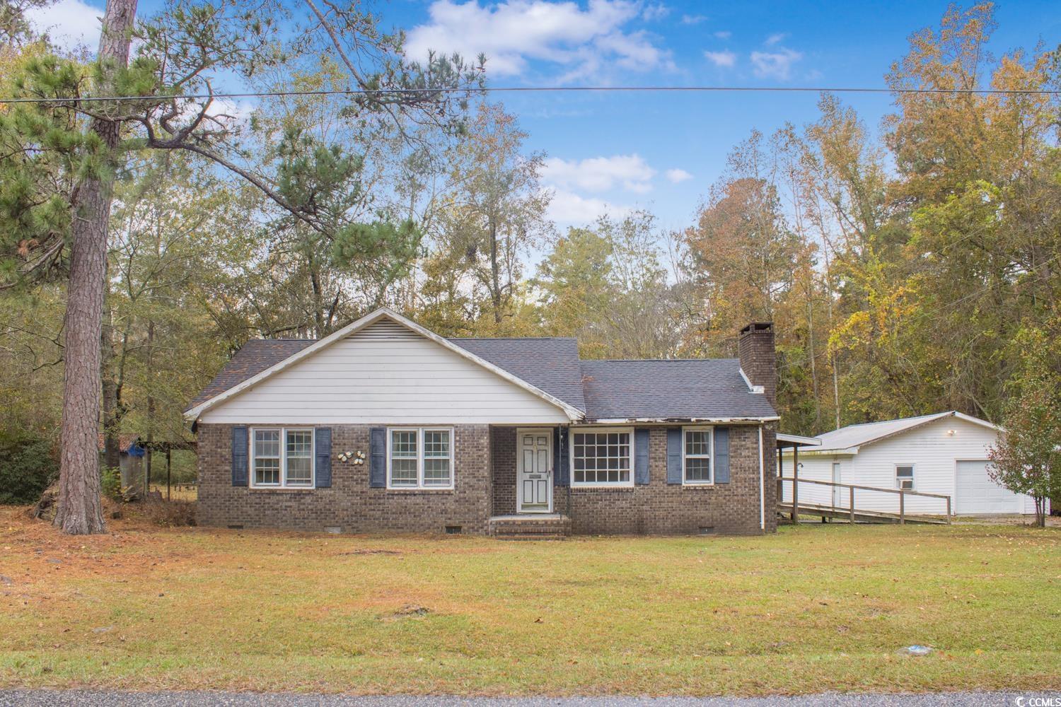 445 Cox Rd. Hemingway, SC 29554