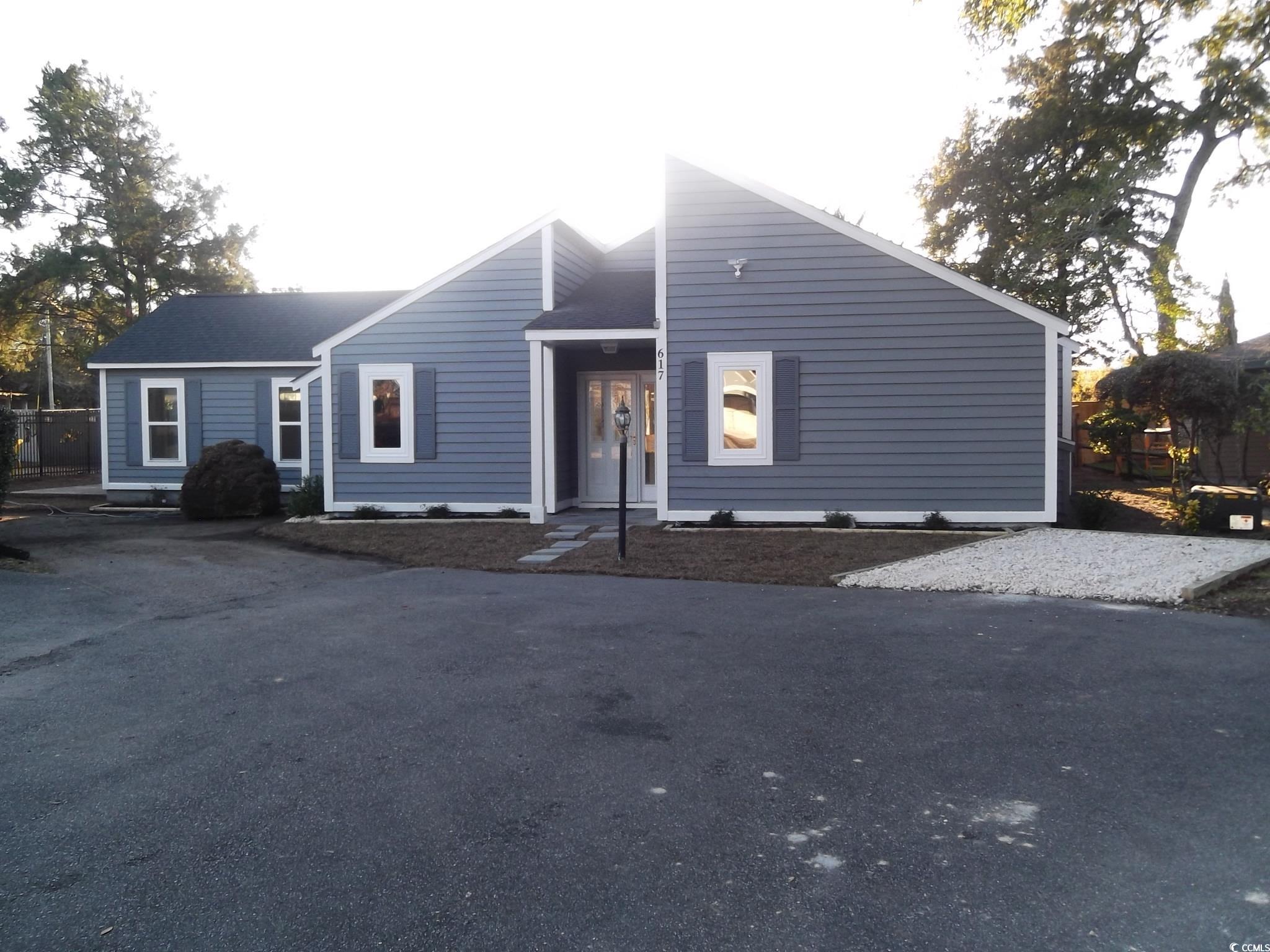 617 Rosemary Ln. North Myrtle Beach, SC 29582