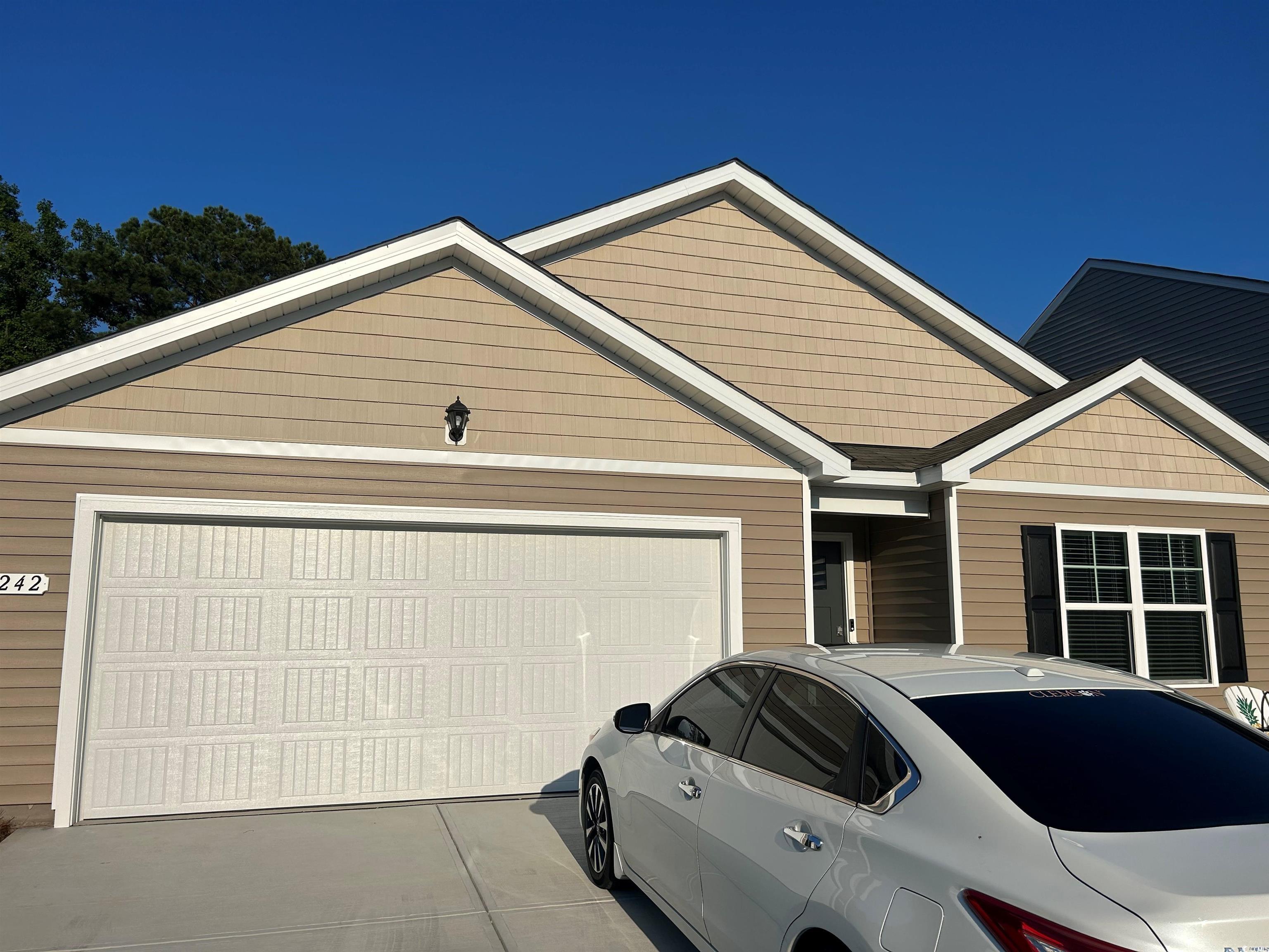 242 Hollandbush Dr. Little River, SC 29566