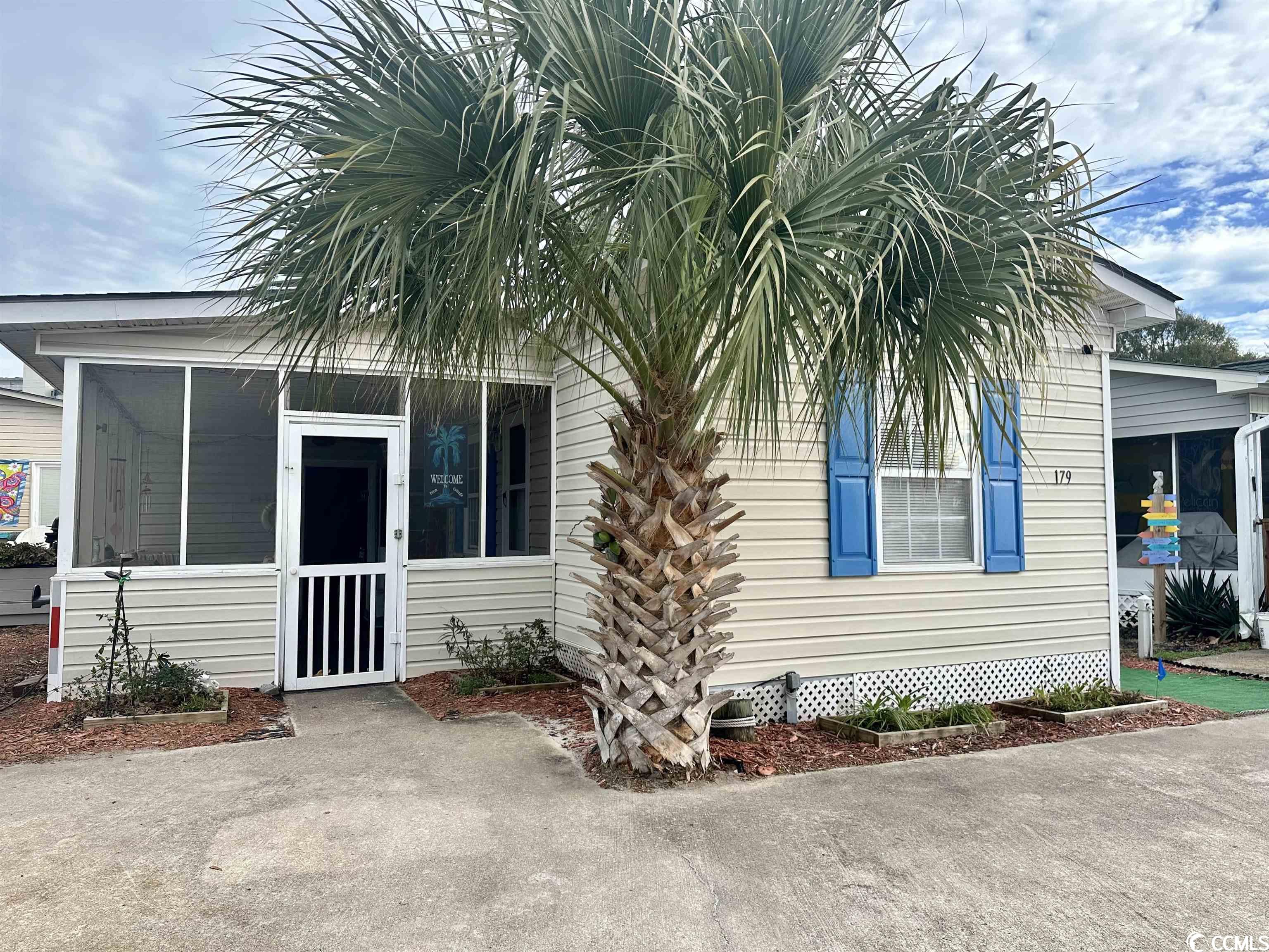 179 Oceanside Dr. Surfside Beach, SC 29575