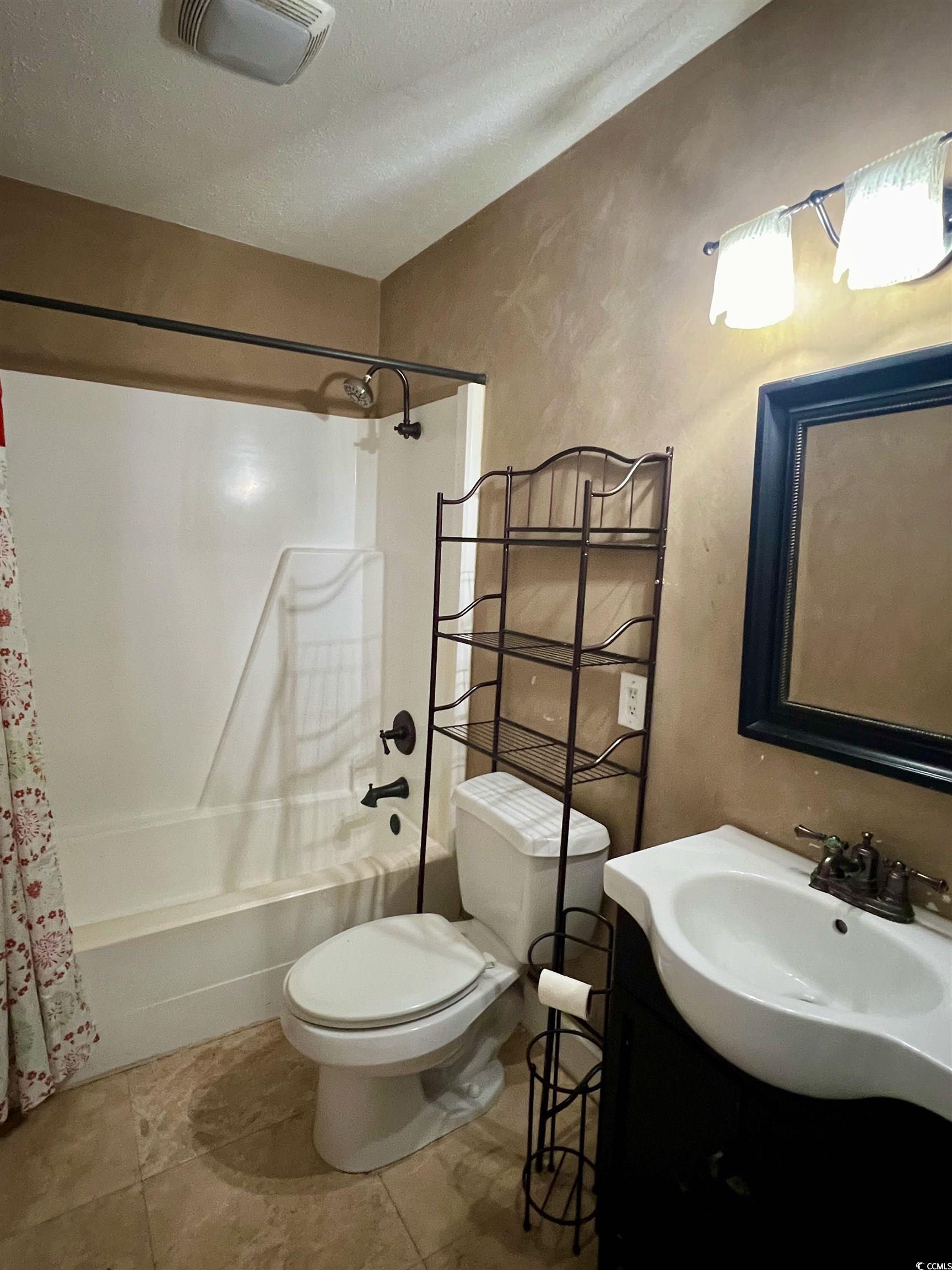 648 N North Creekside Dr. Murrells Inlet, SC 29576
