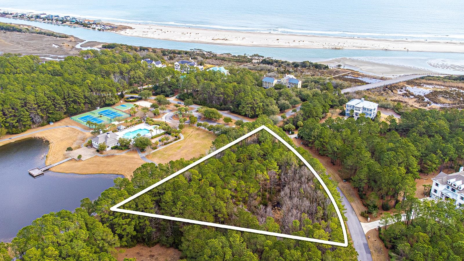 2833 Vanderbilt Blvd. Pawleys Island, SC 29585