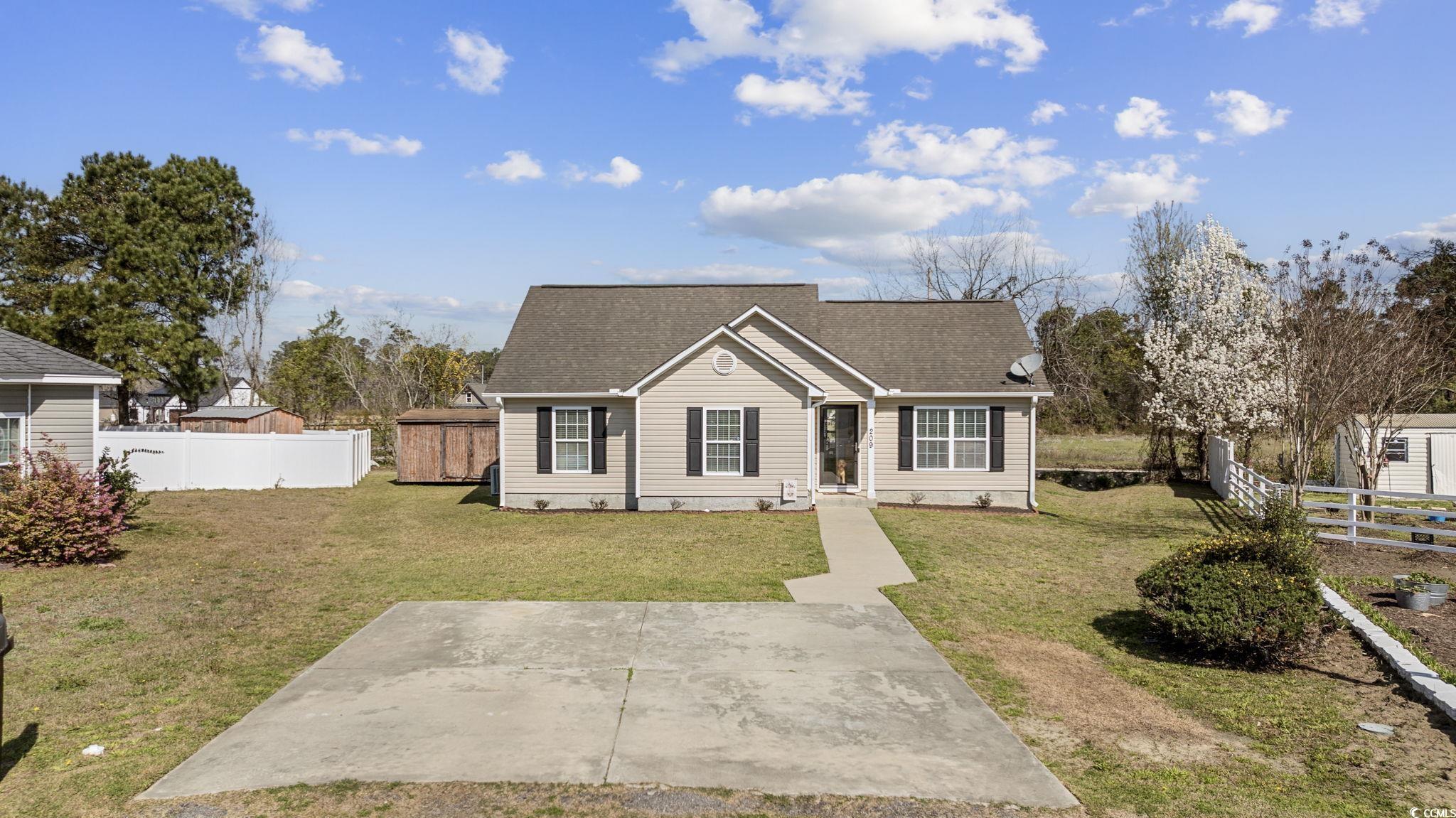 209 Pepperberry Ct. Conway, SC 29526