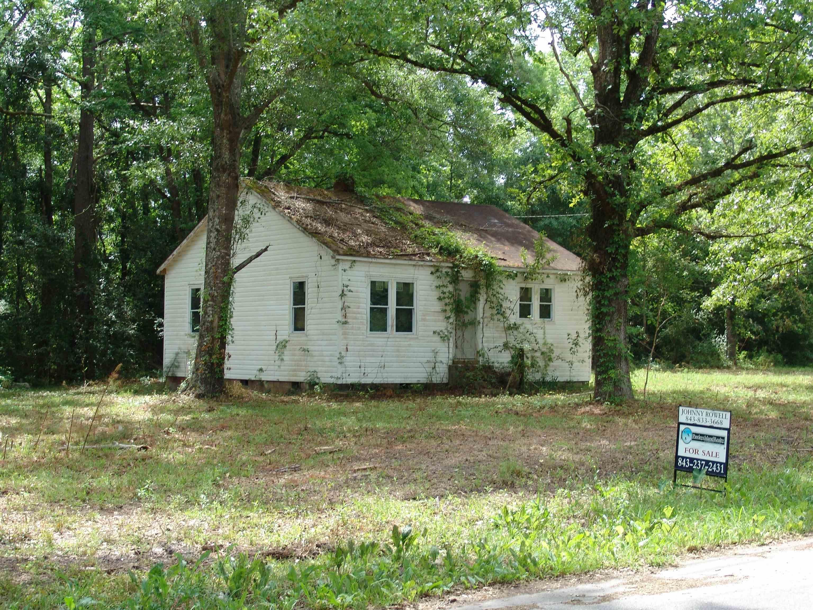 411 S Magnolia Ave. Andrews, SC 29510