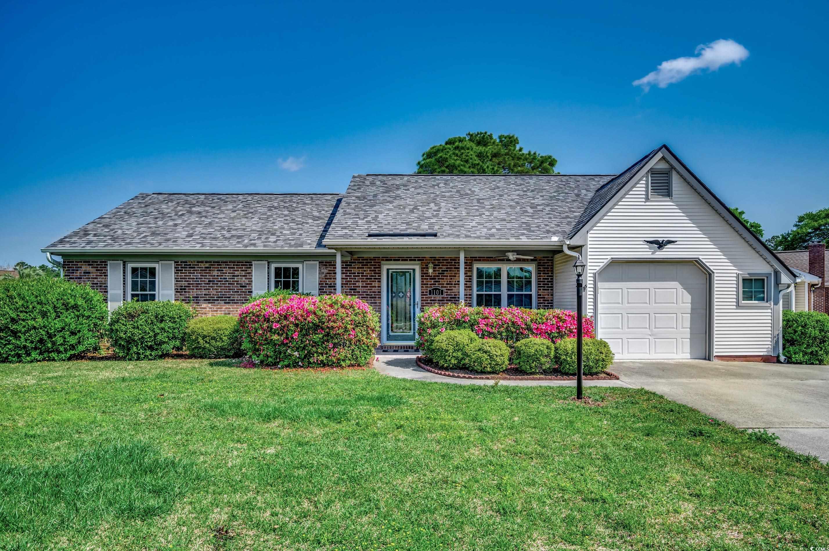 1101 Fox Sparrow Dr. Murrells Inlet, SC 29576