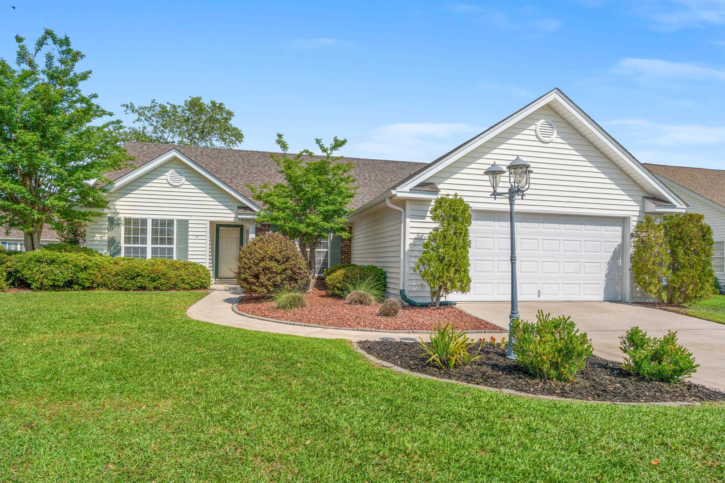 1571 Heathmuir Dr. Surfside Beach, SC 29575