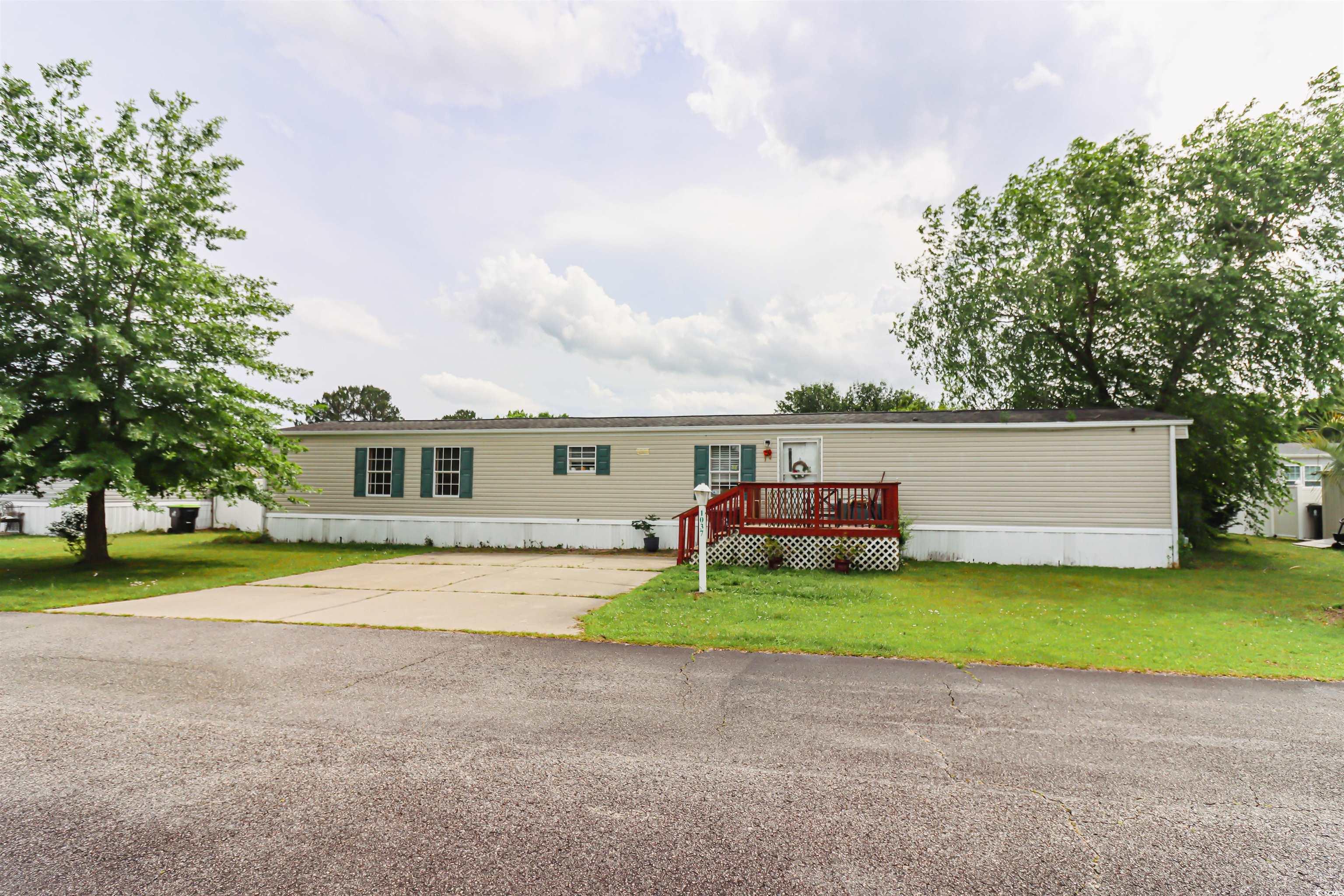 1037 Manor Ln. Conway, SC 29526
