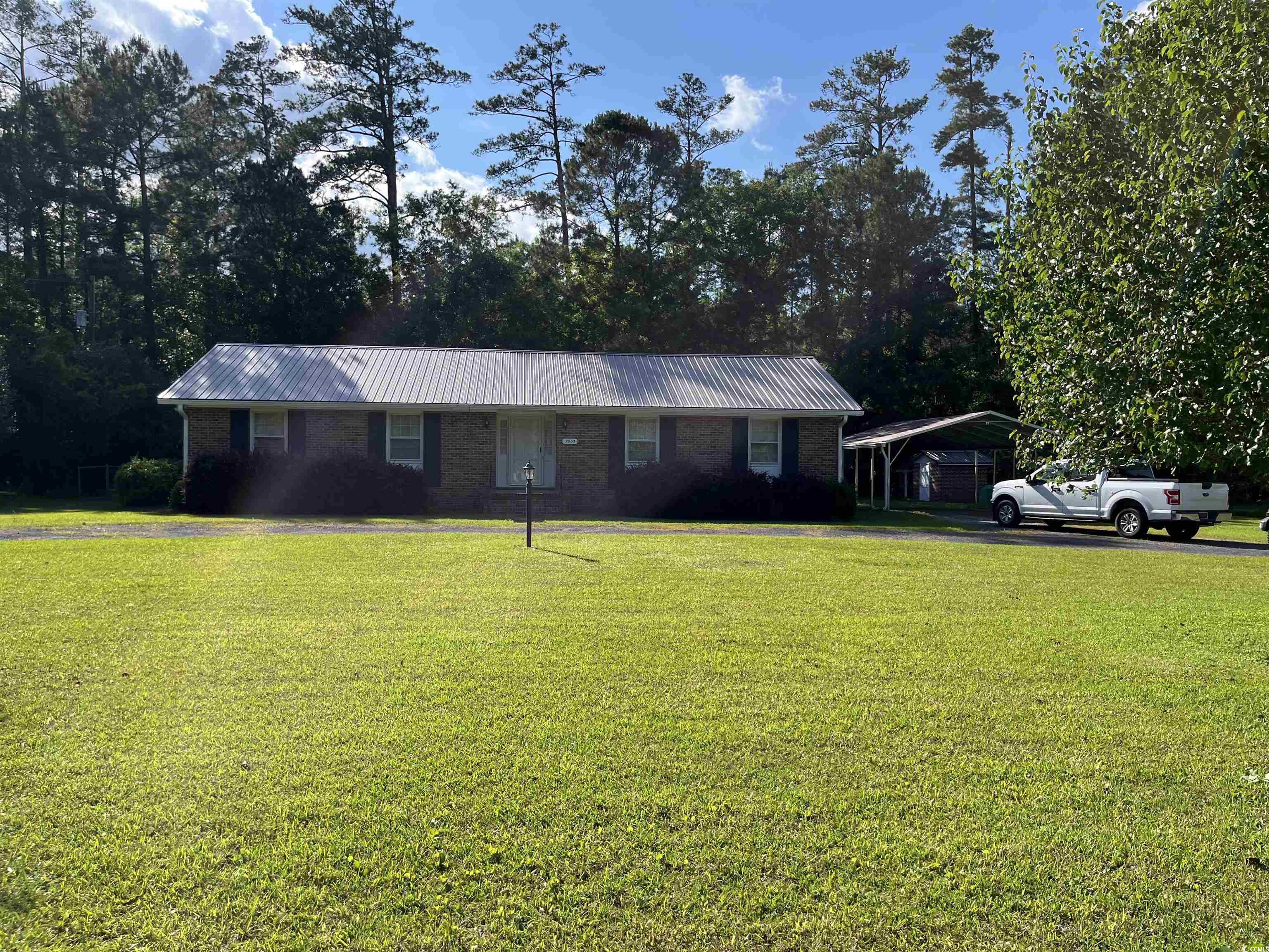 9835 Countyline Rd. Hemingway, SC 29554
