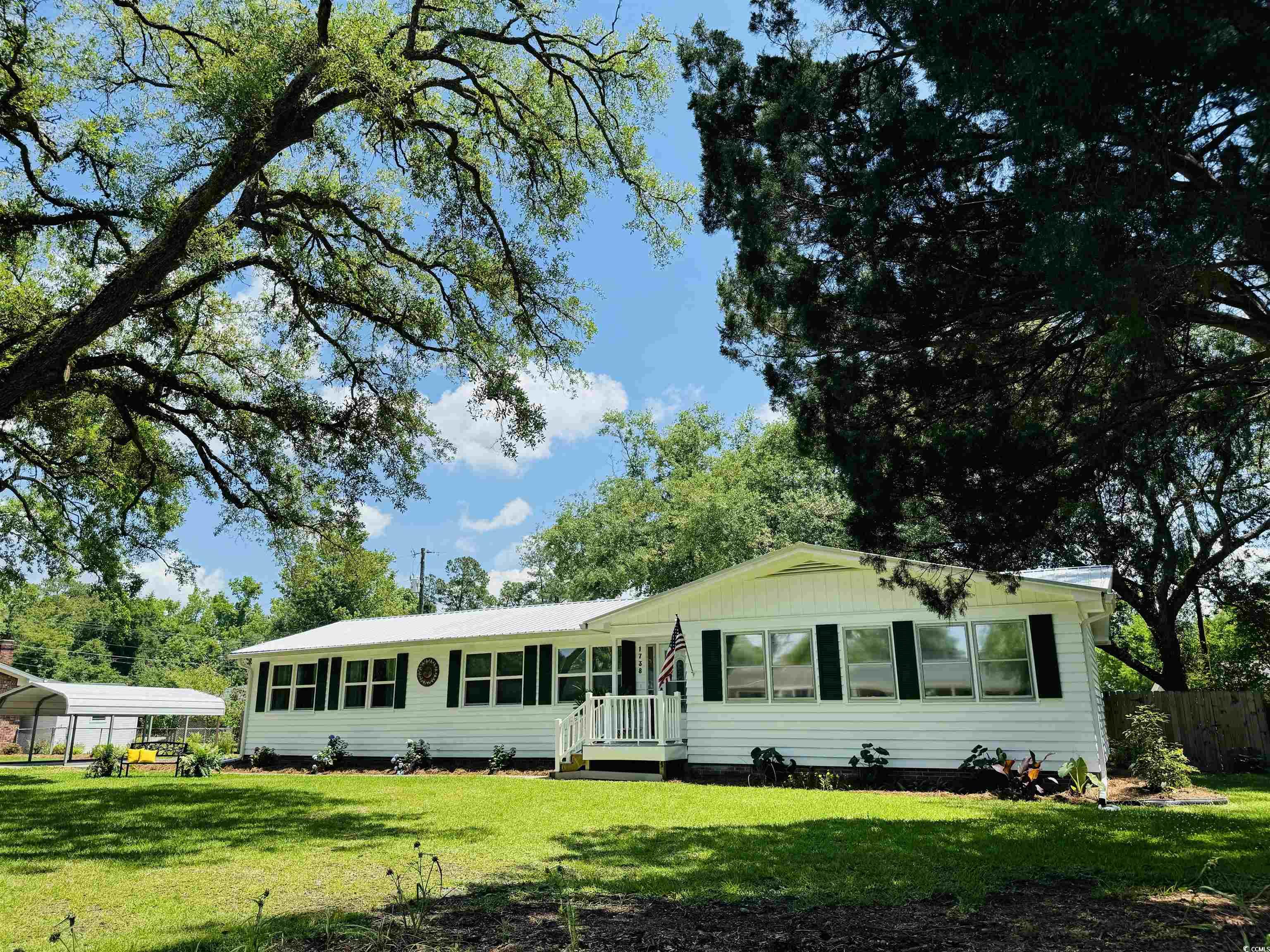 1738 Wren St. Georgetown, SC 29440