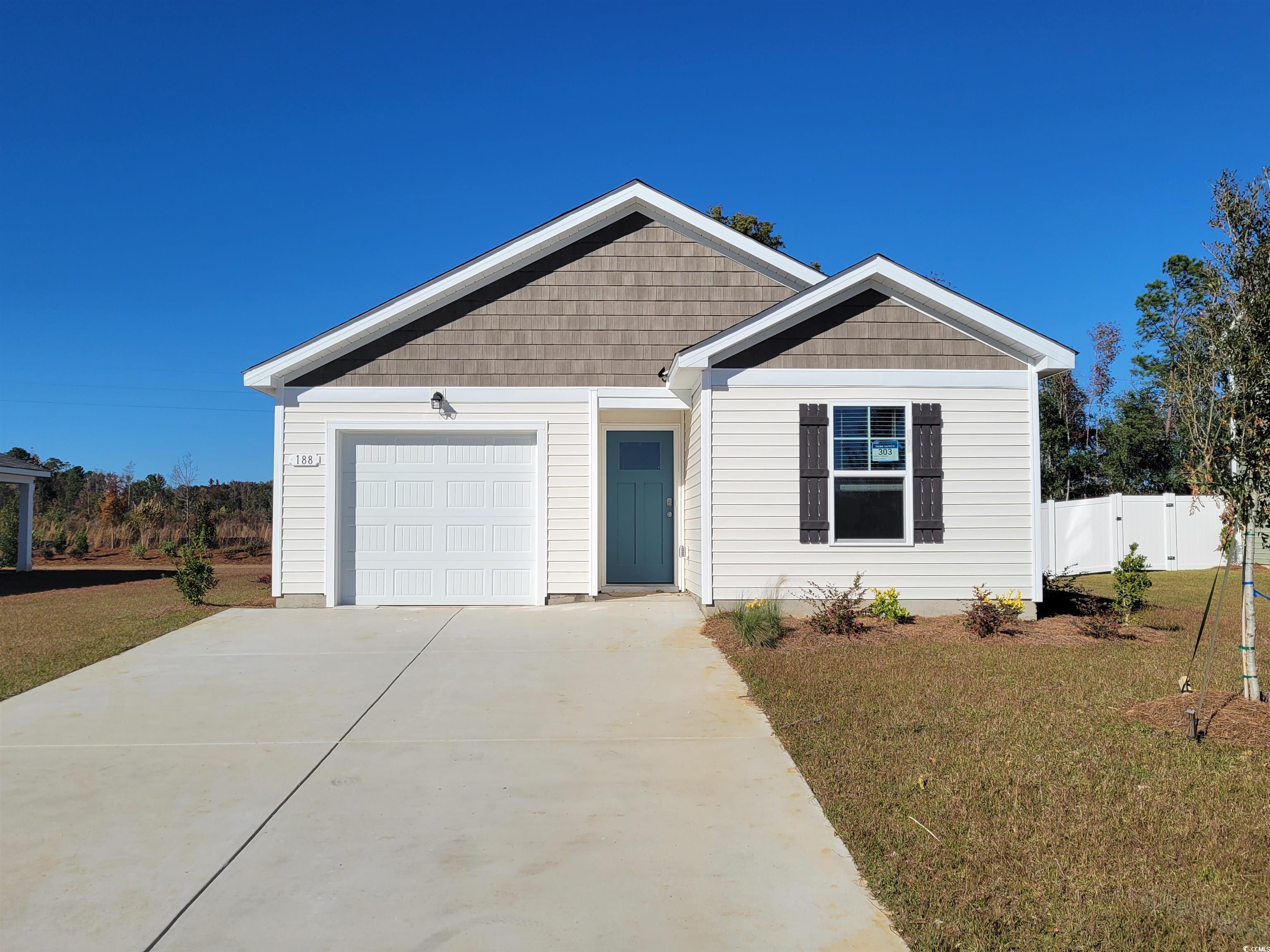188 Country Grove Way Galivants Ferry, SC 29544