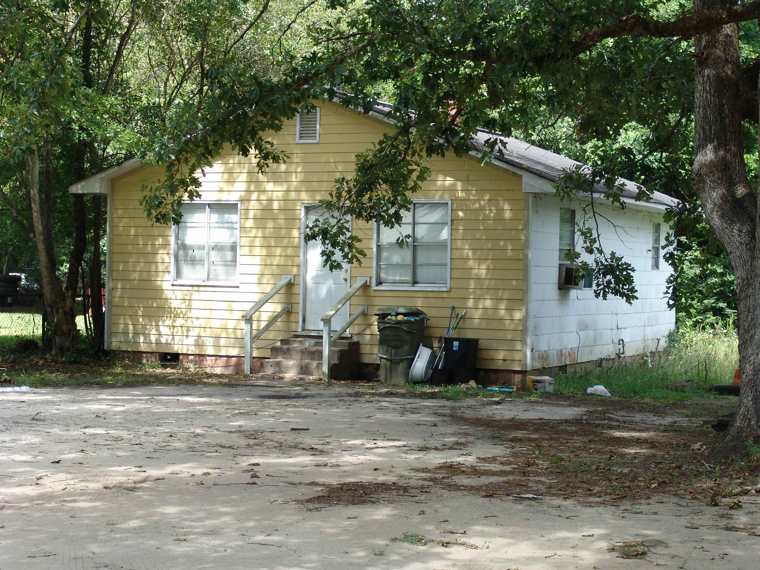 416 S Magnolia Ave. Andrews, SC 29510