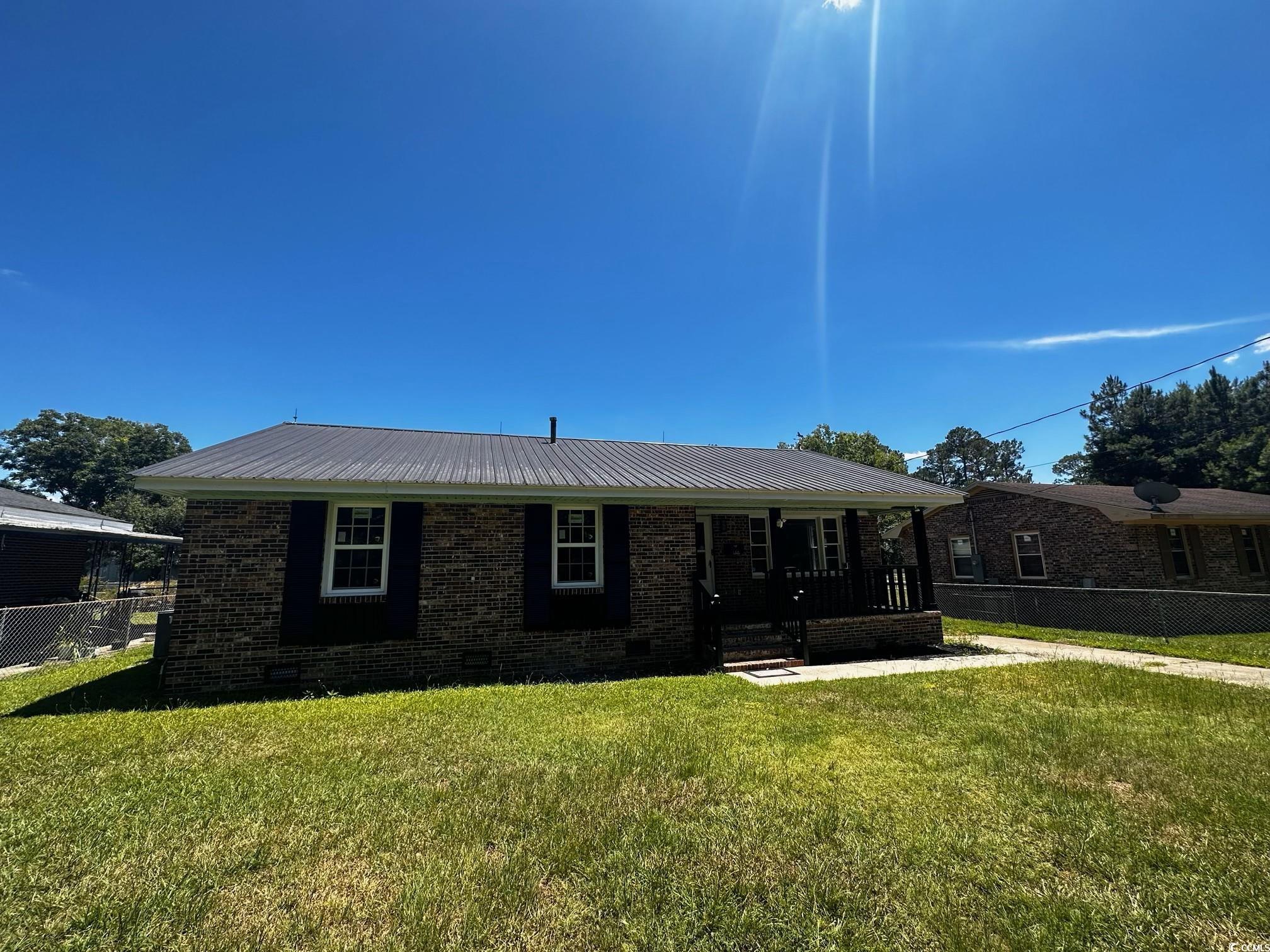 729 Parrish Dr. Mullins, SC 29574