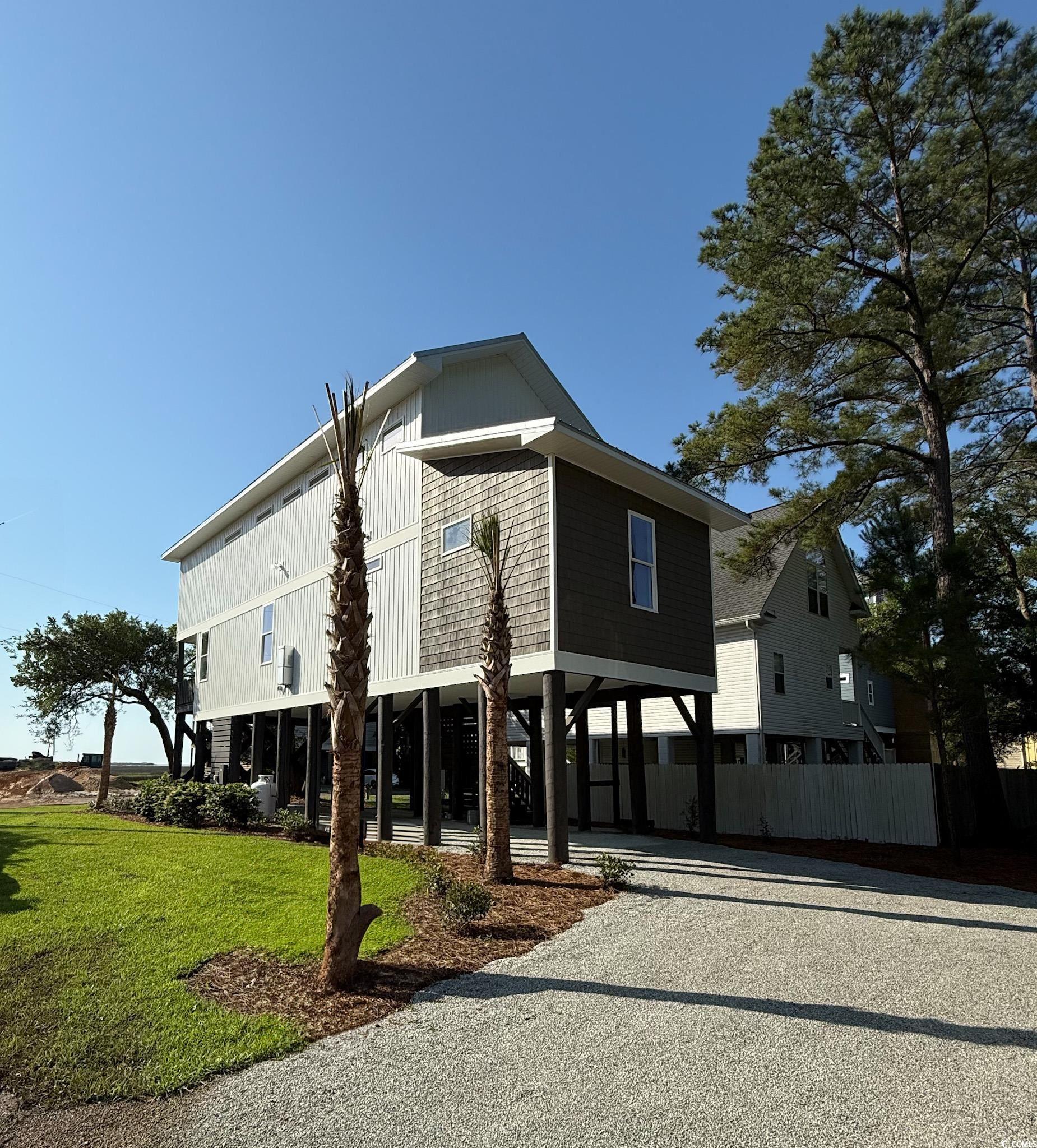 189 Brown Pelican Loop Pawleys Island, SC 29585