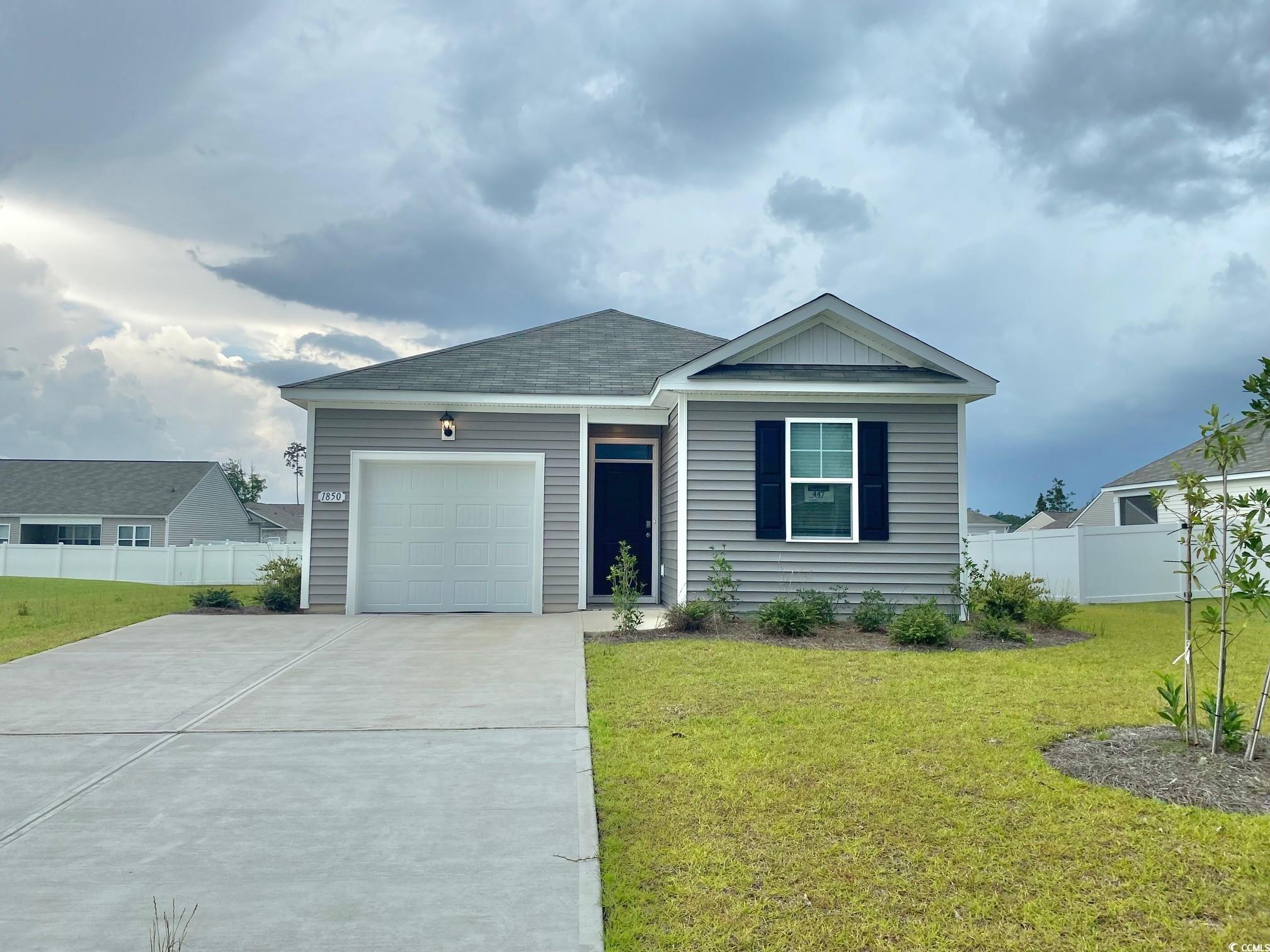 1850 Castlebay Dr. Conway, SC 29526