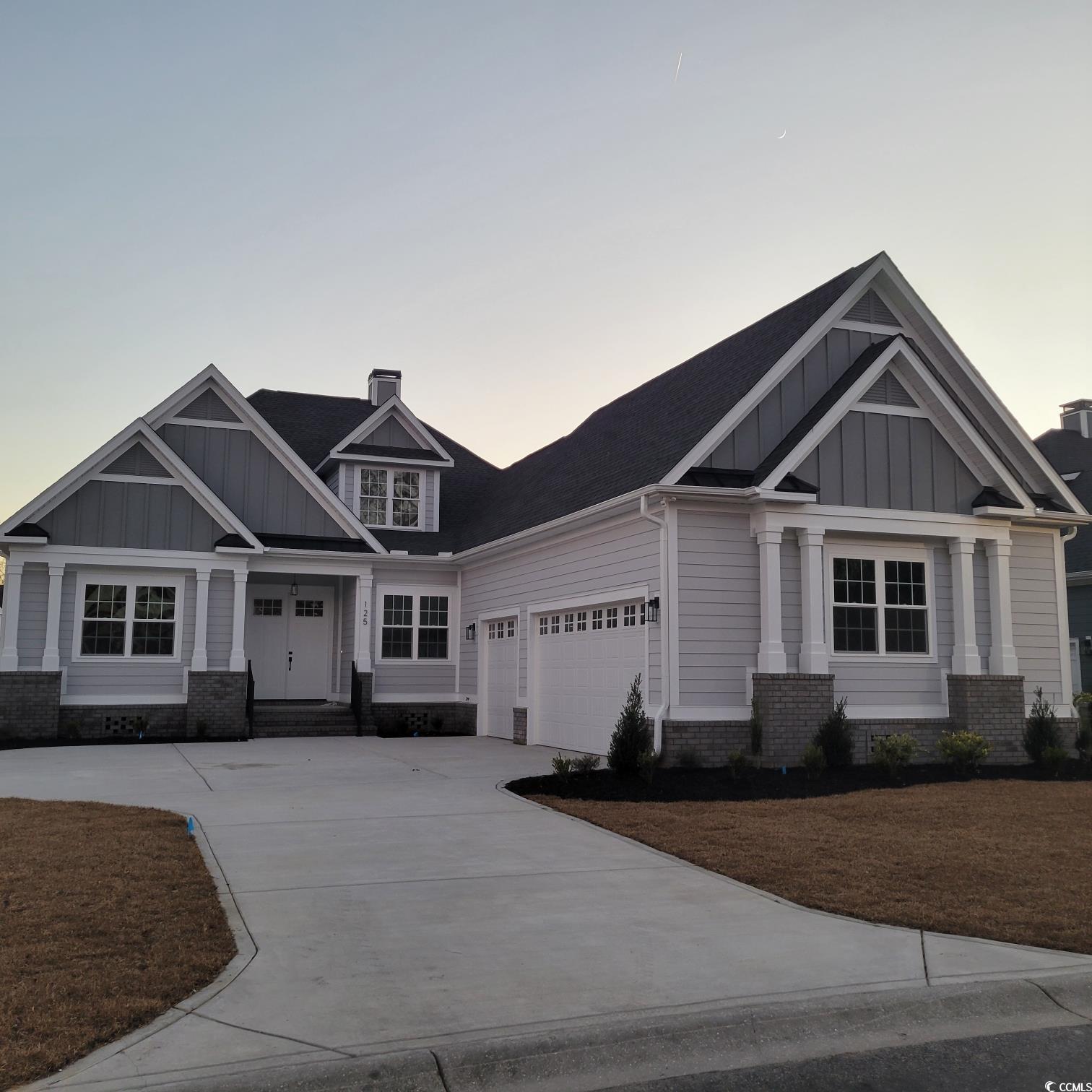 125 Grey Moss Rd. Murrells Inlet, SC 29576